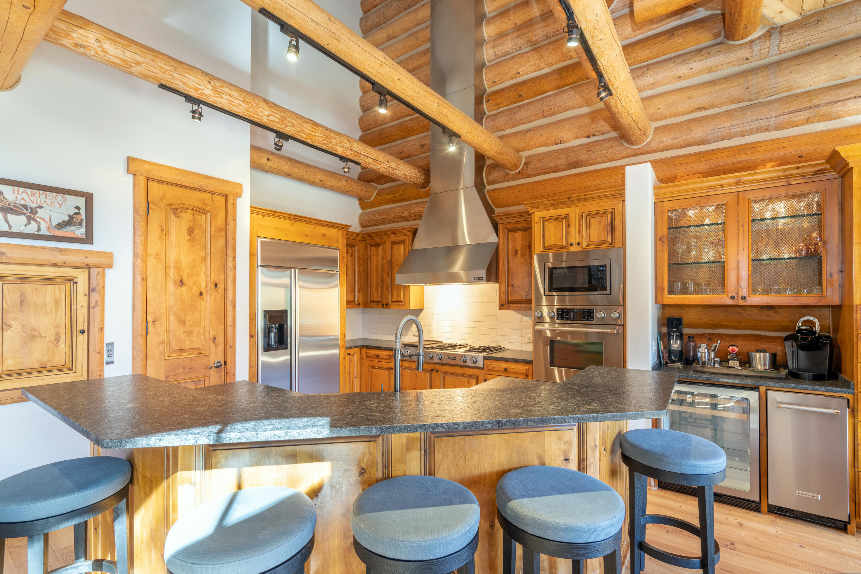 225 Ridgeline Drive