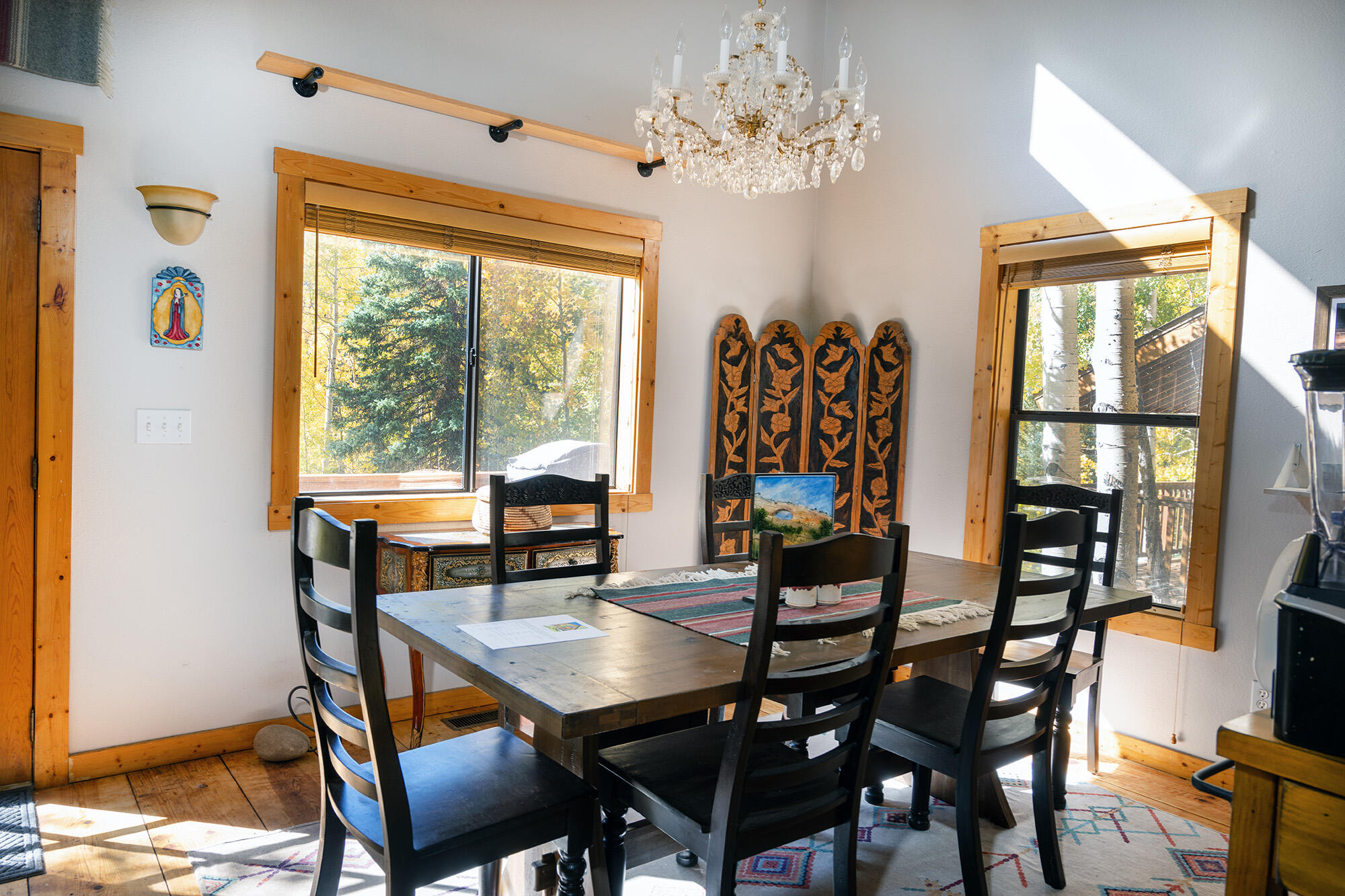 333 Silverglance Way