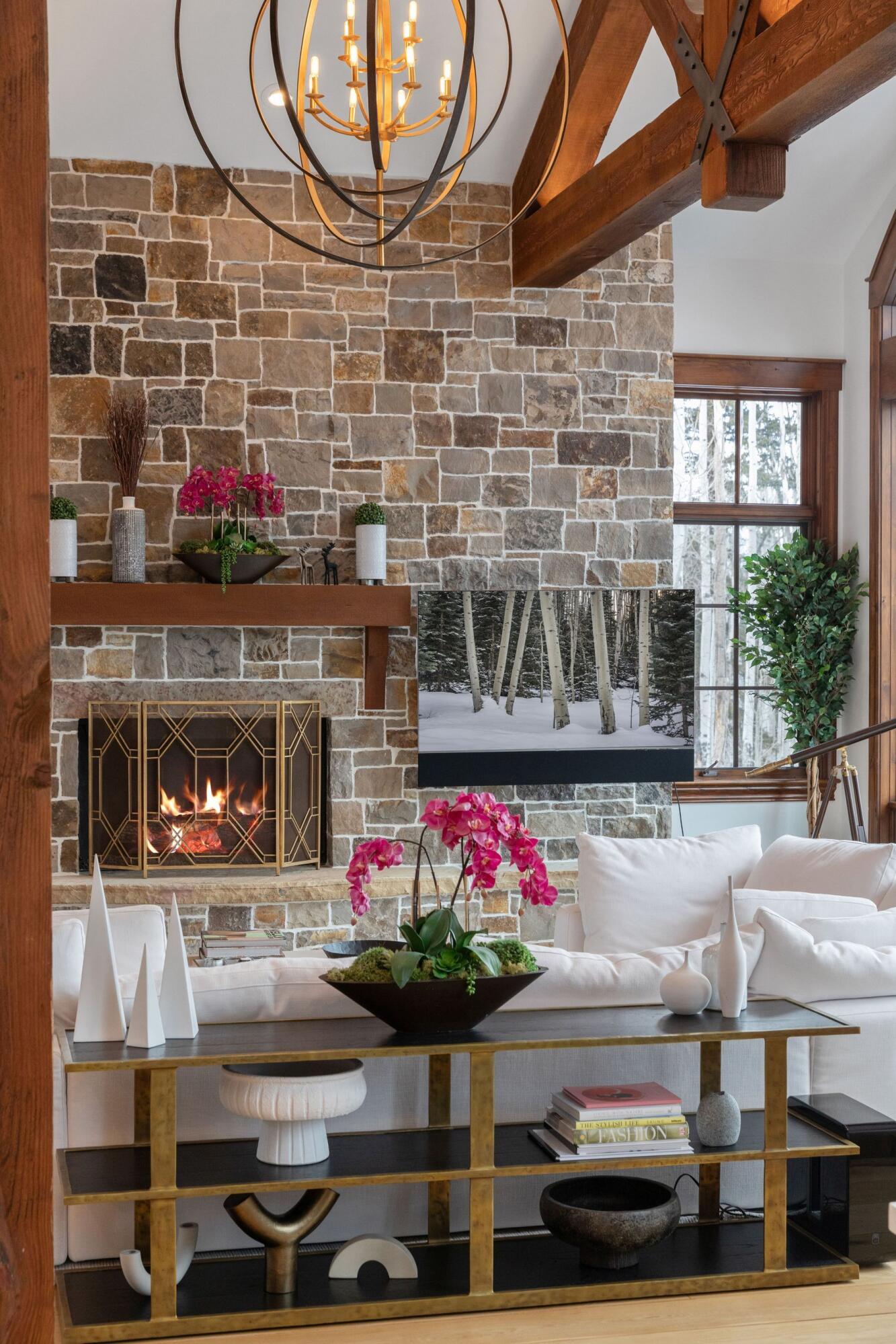 124 Lawson Point