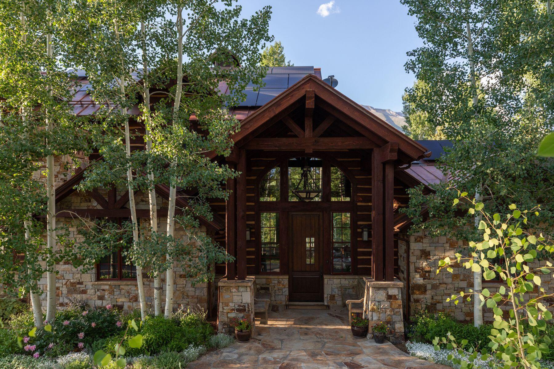 124 Lawson Point