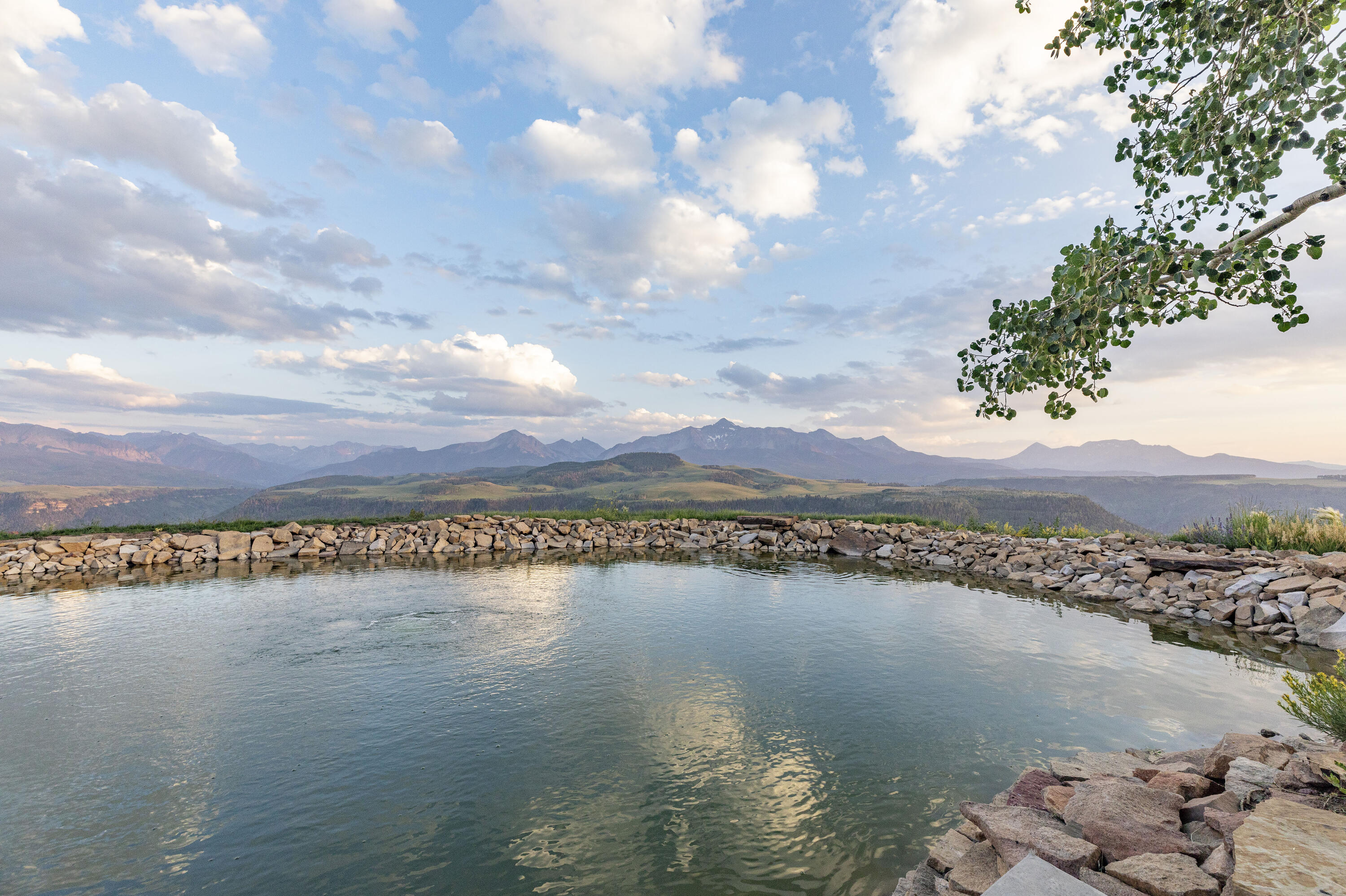 7039 Last Dollar Road