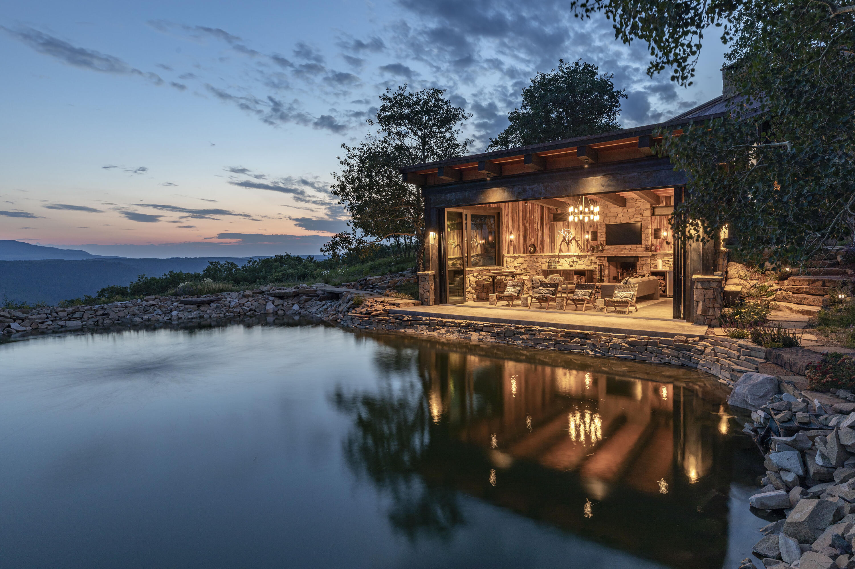 7039 Last Dollar Road