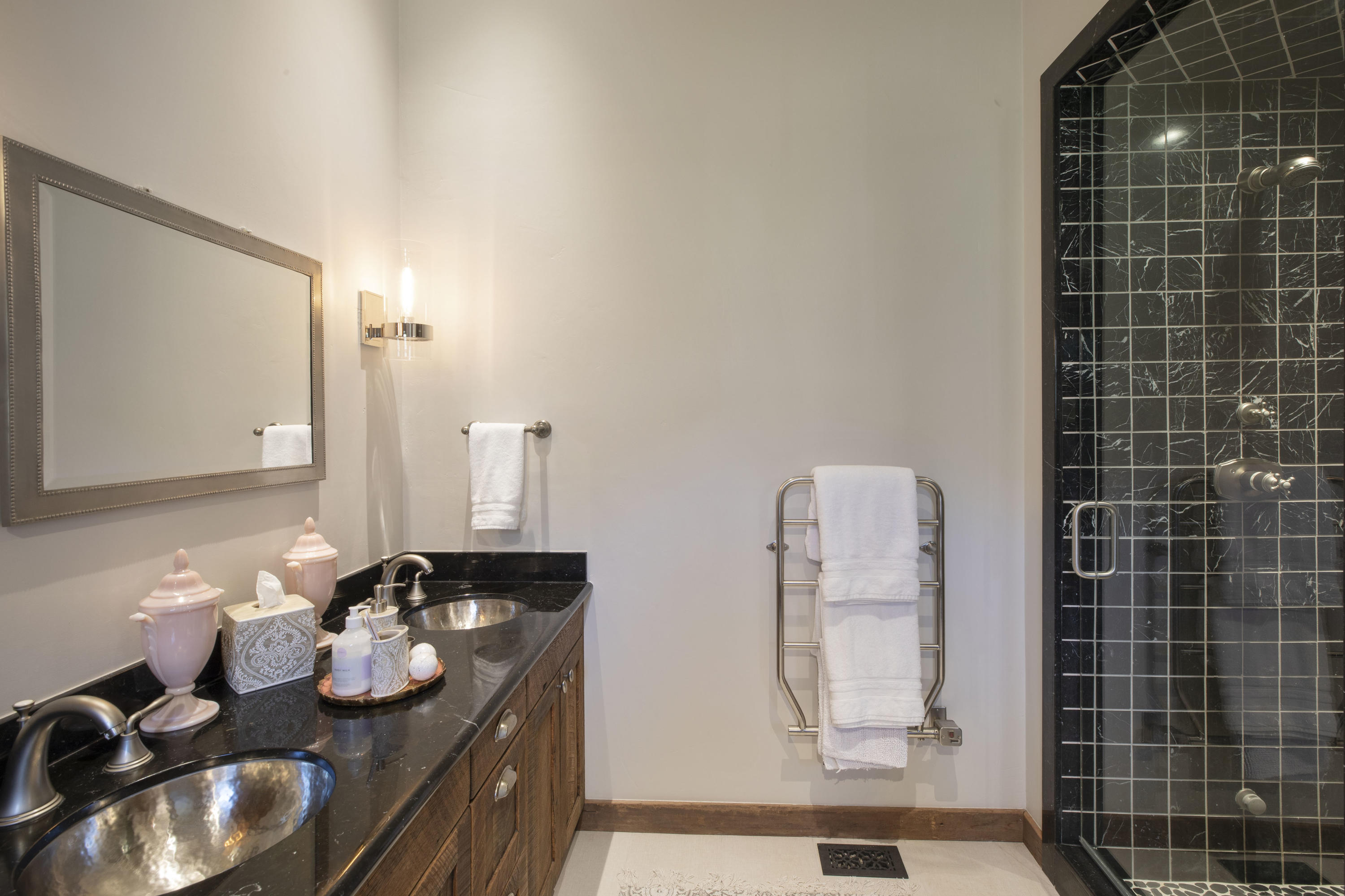 7039 Last Dollar Road