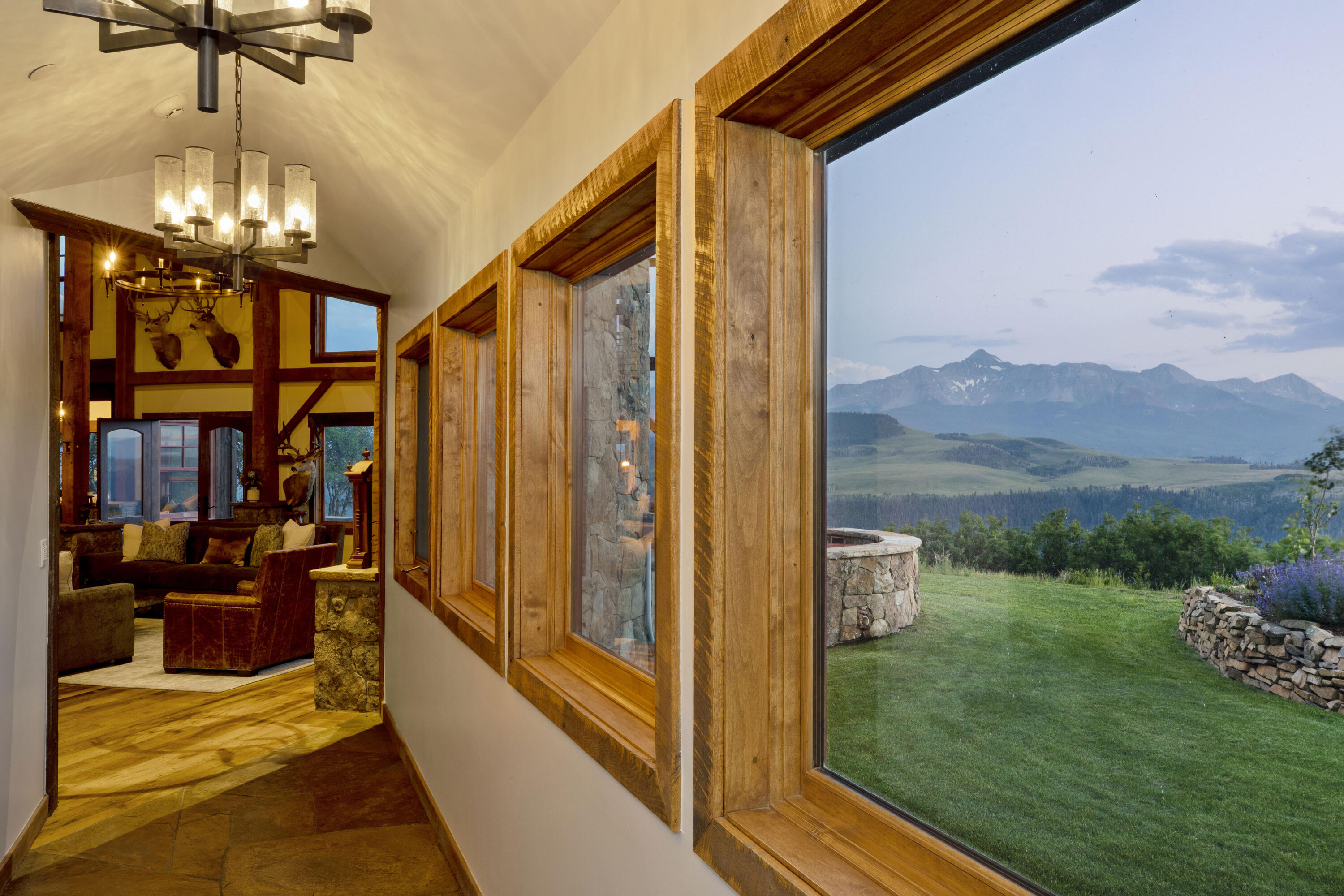 7039 Last Dollar Road