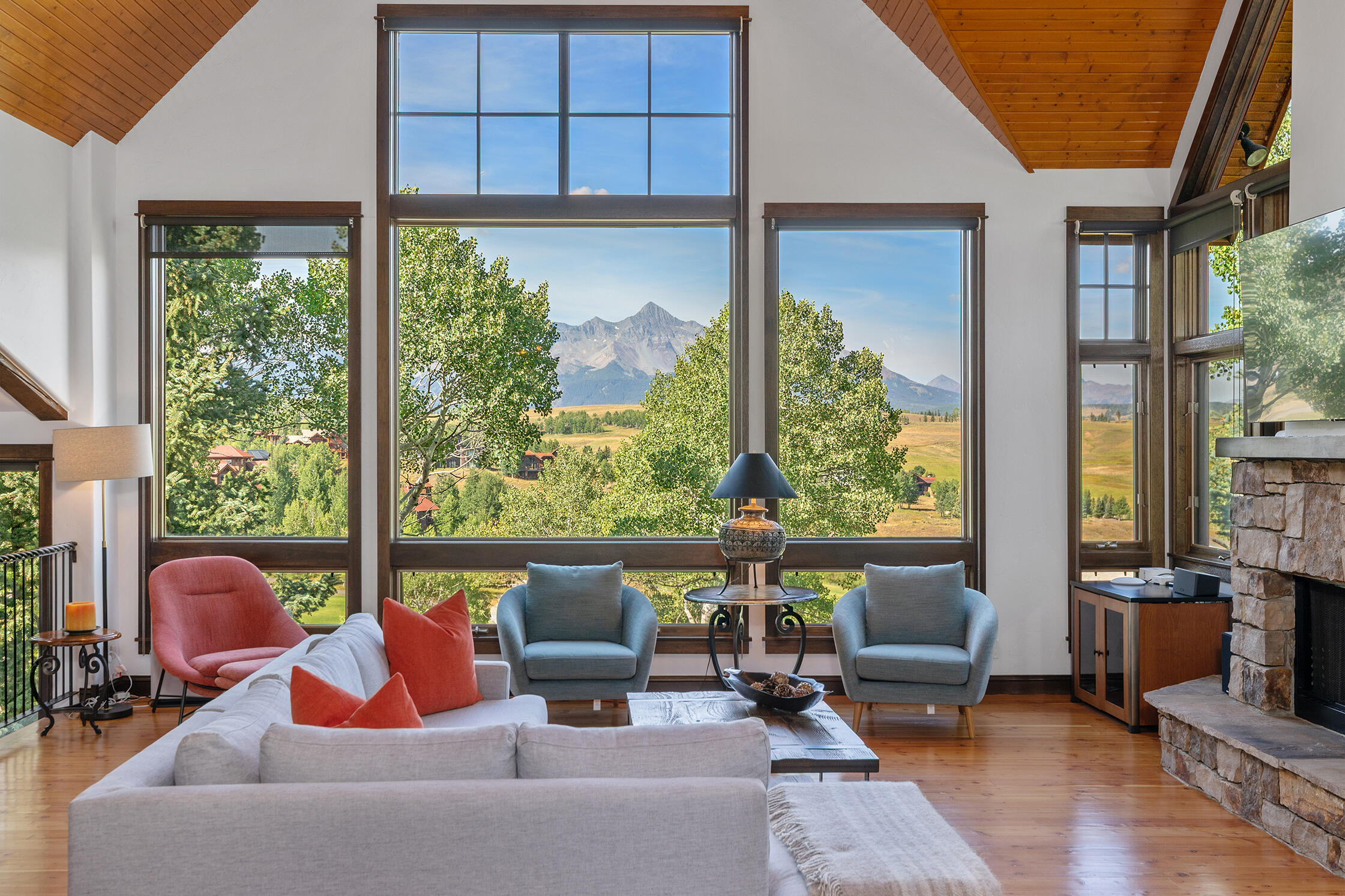 209 Knoll Estates Drive