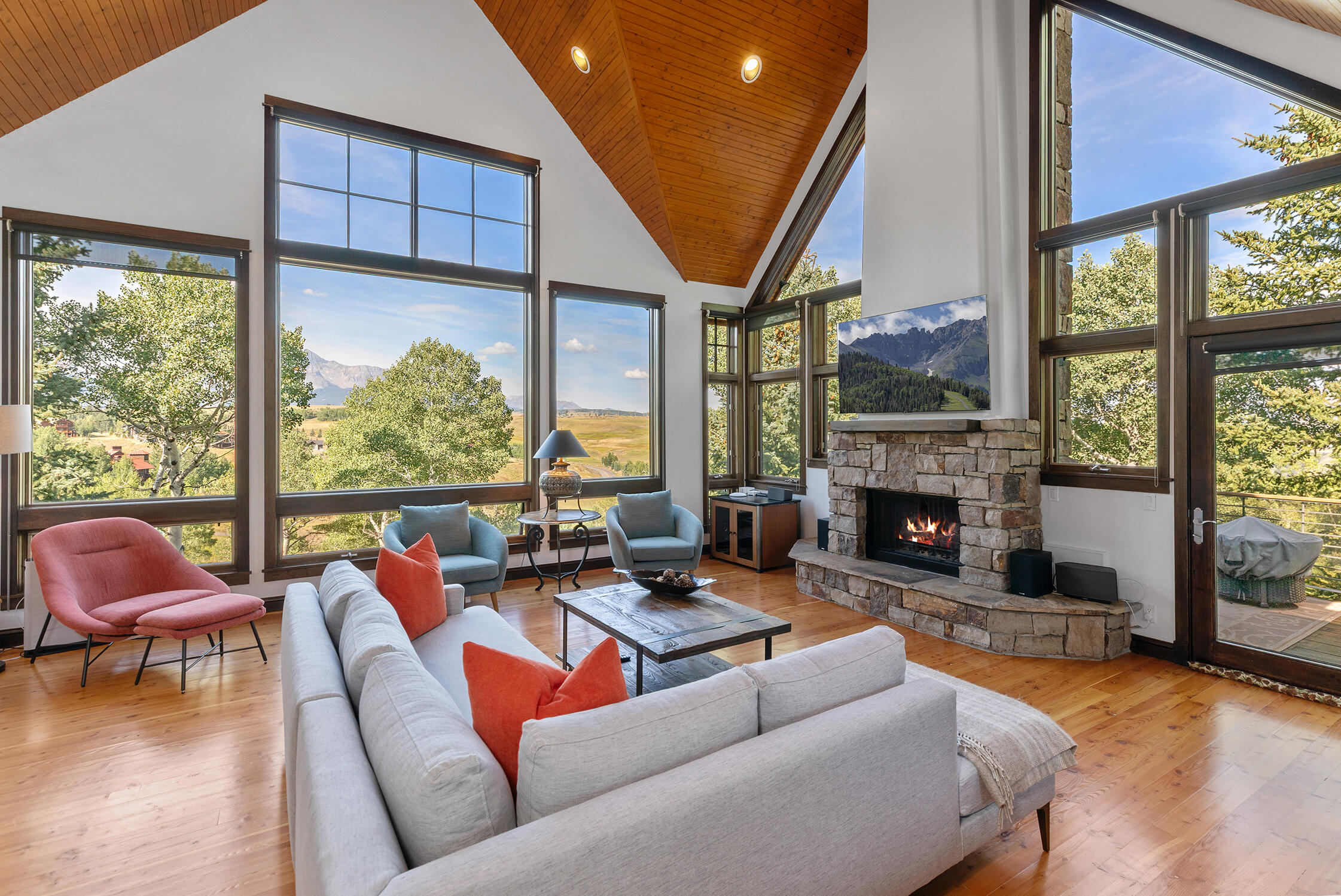 209 Knoll Estates Drive