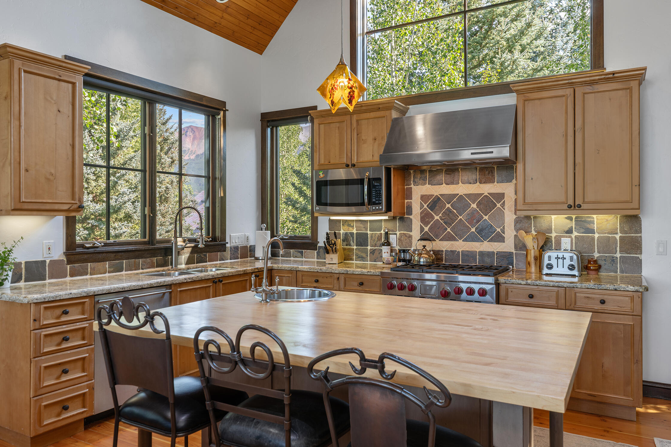 209 Knoll Estates Drive