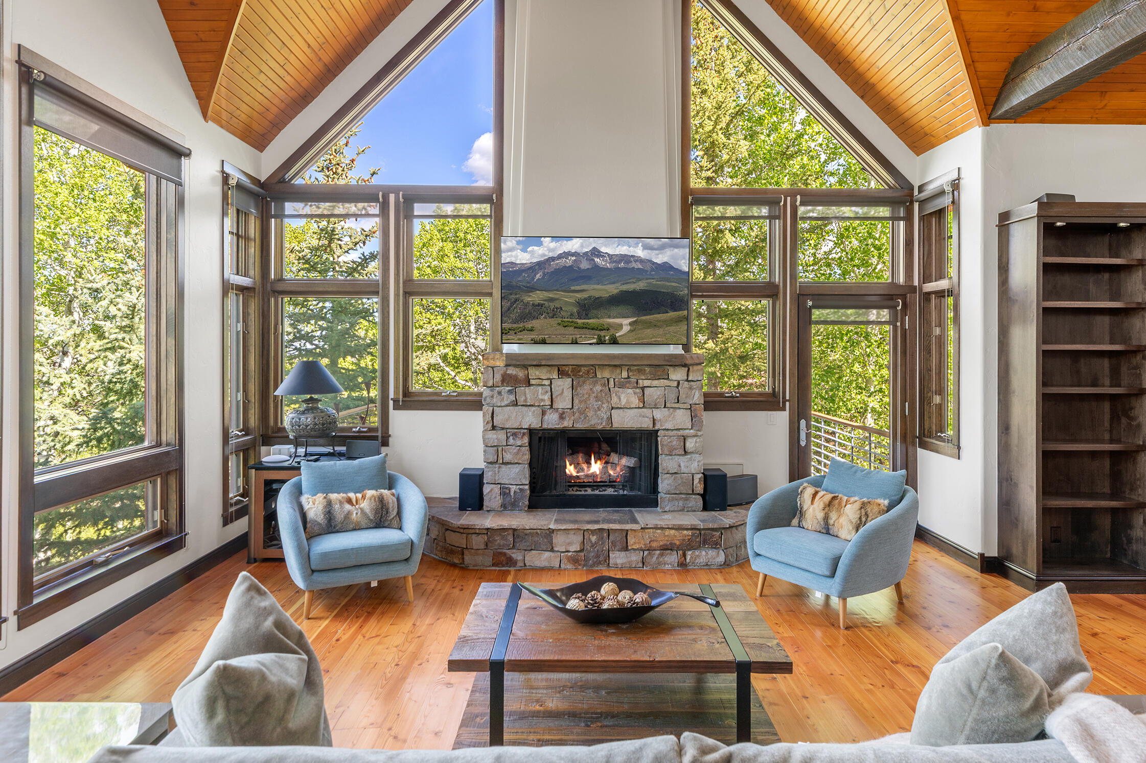 209 Knoll Estates Drive