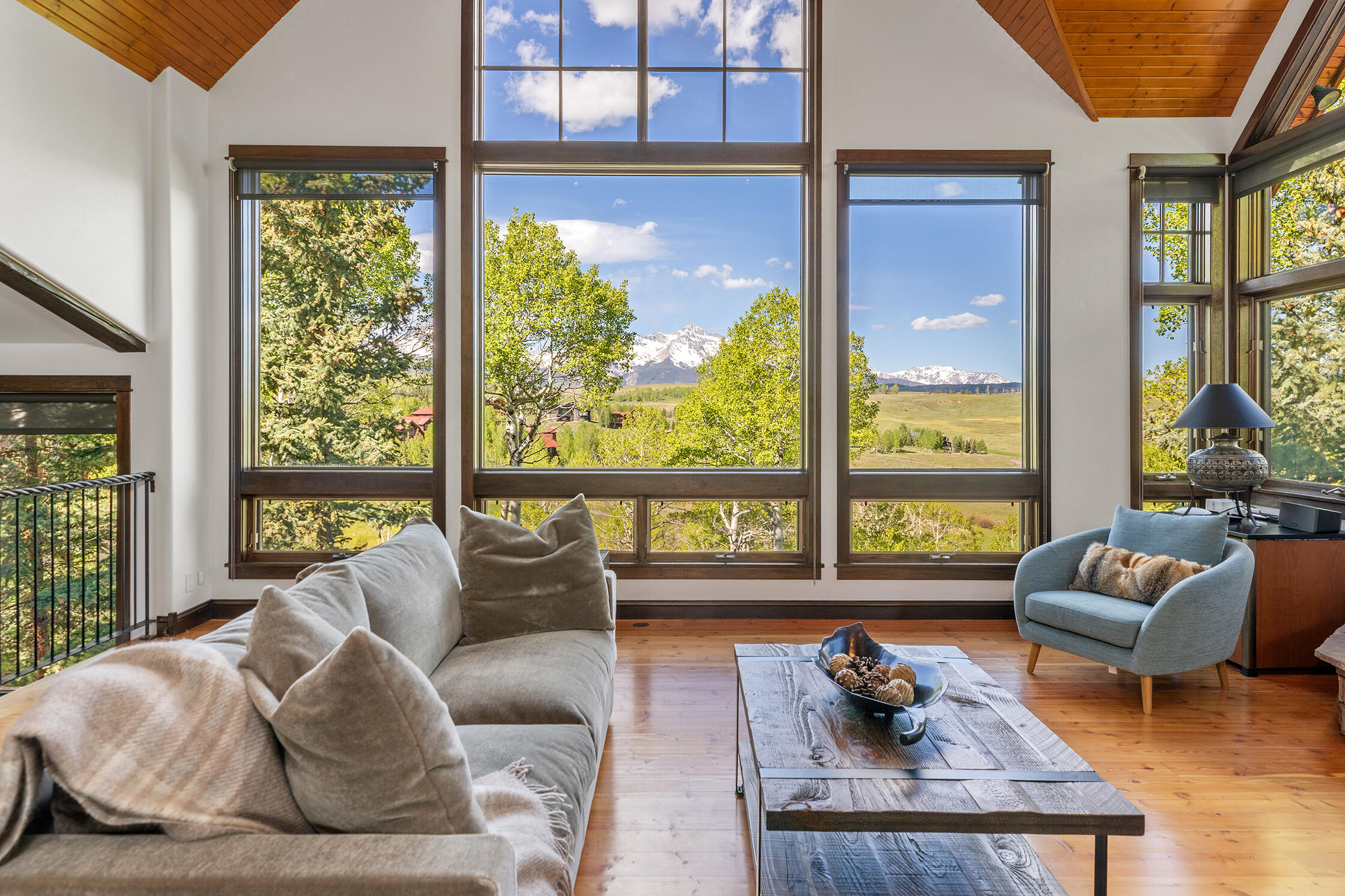 209 Knoll Estates Drive