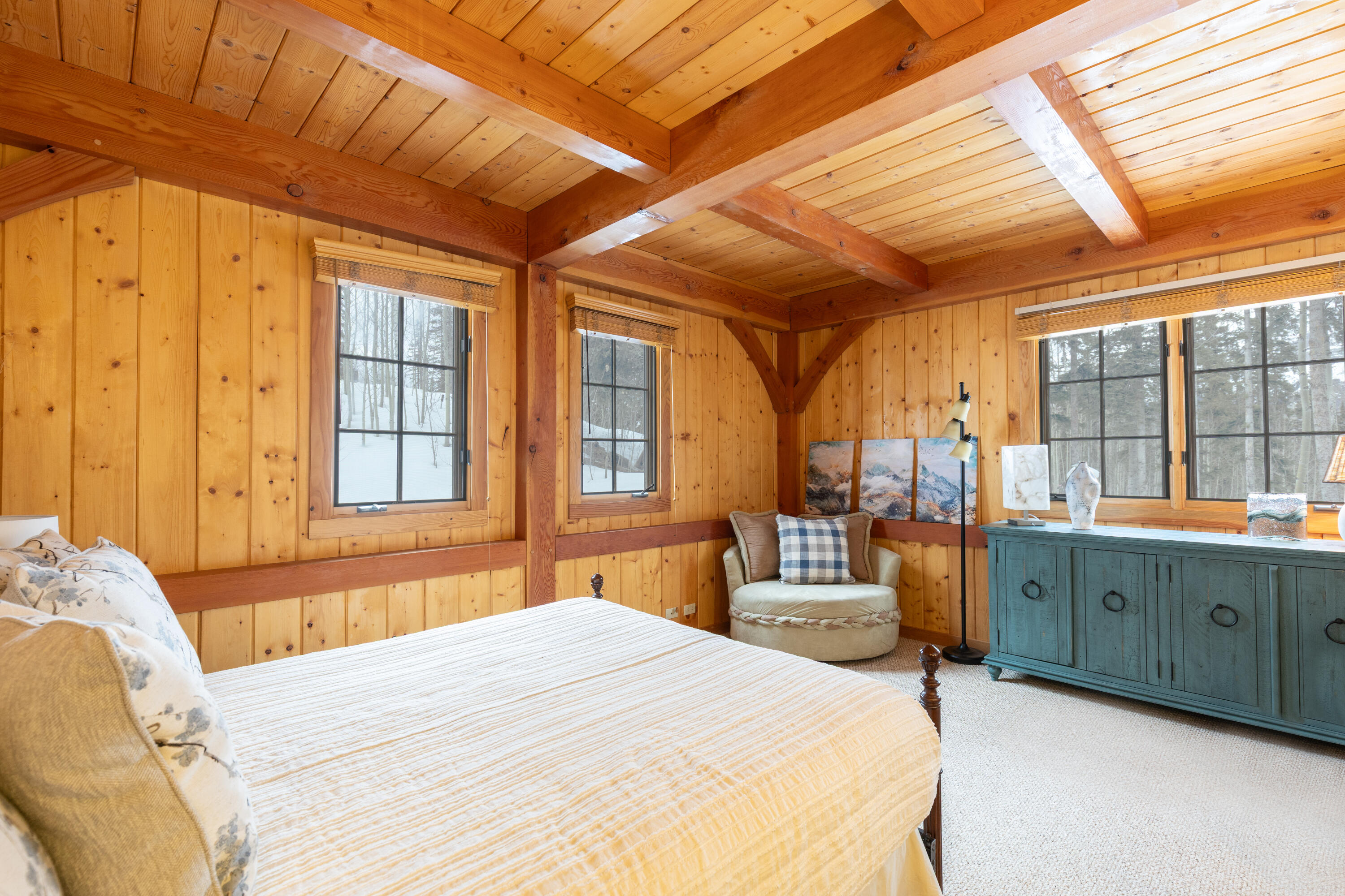 114 Cabins Lane