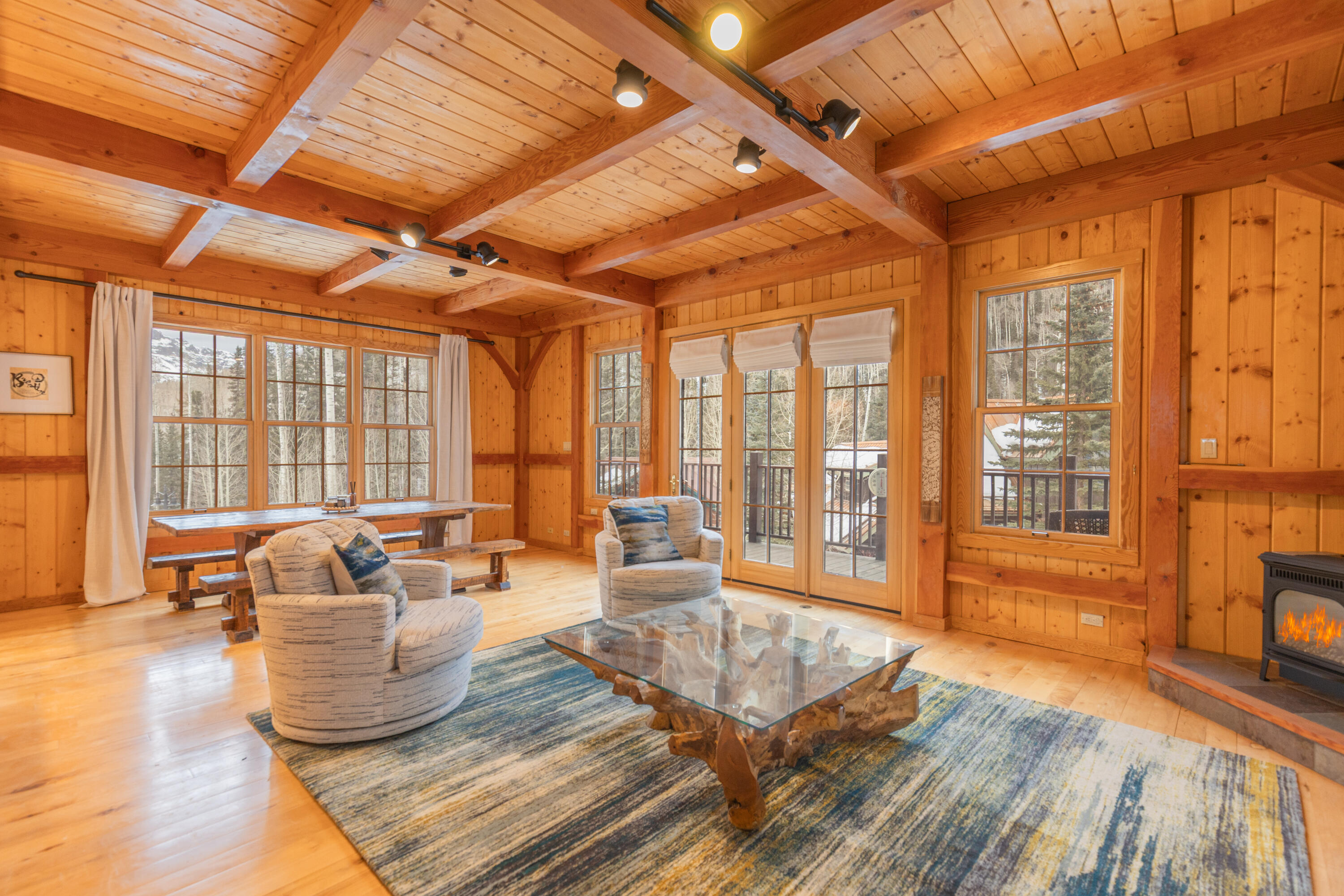 114 Cabins Lane