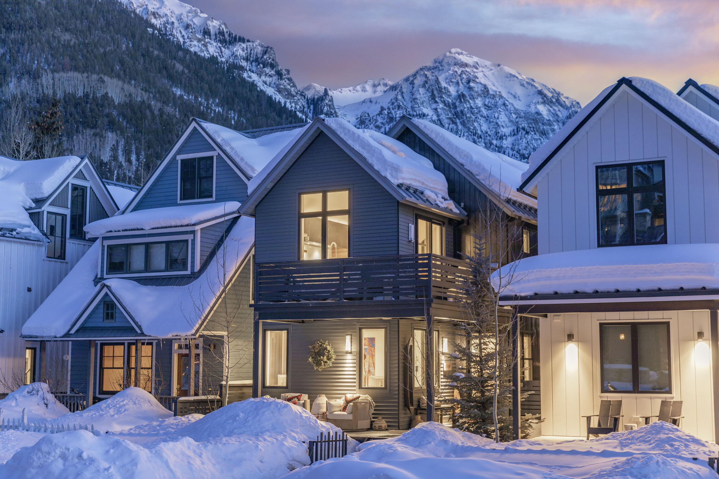 516 E Columbia Avenue