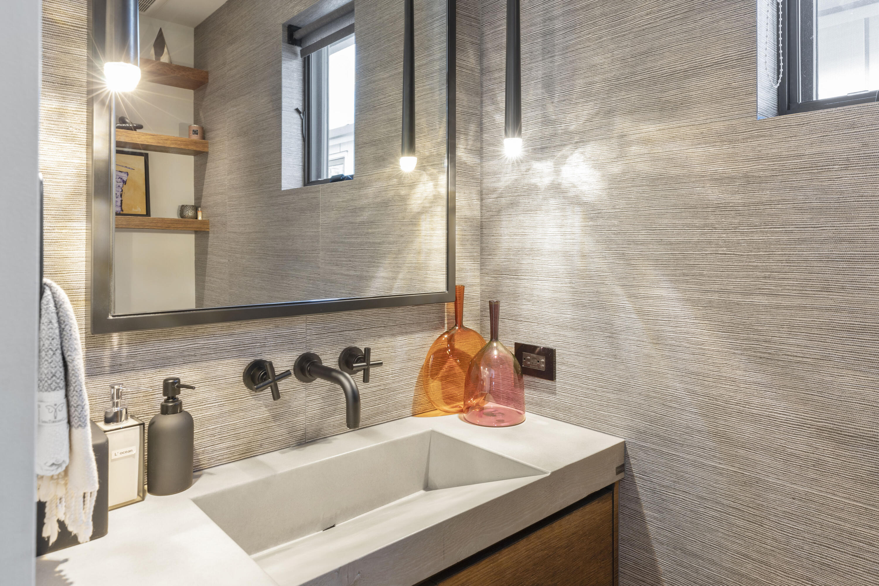 516 E Columbia Avenue