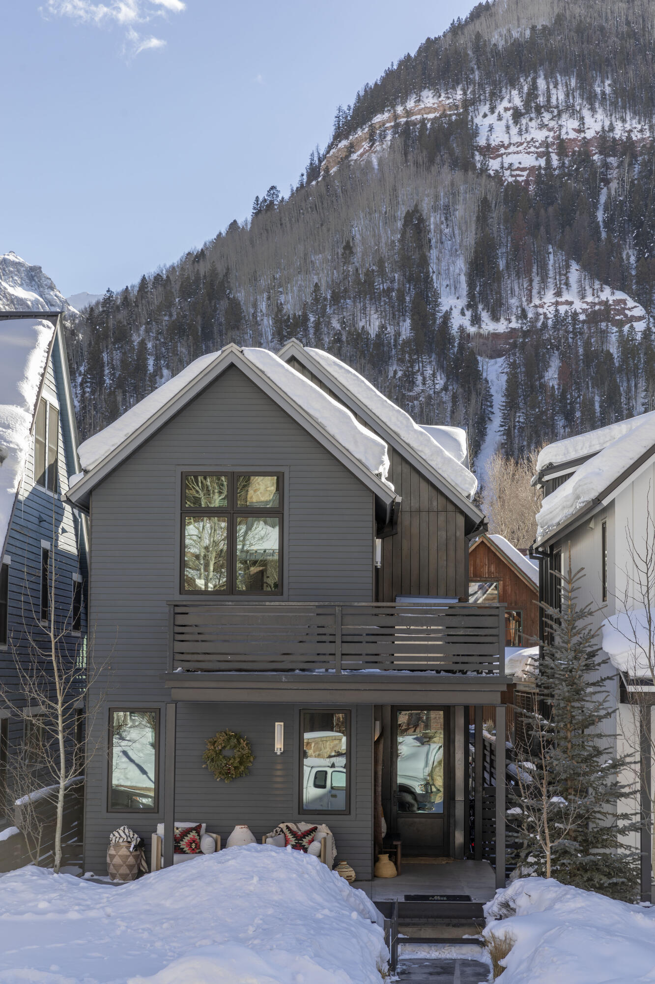 516 E Columbia Avenue