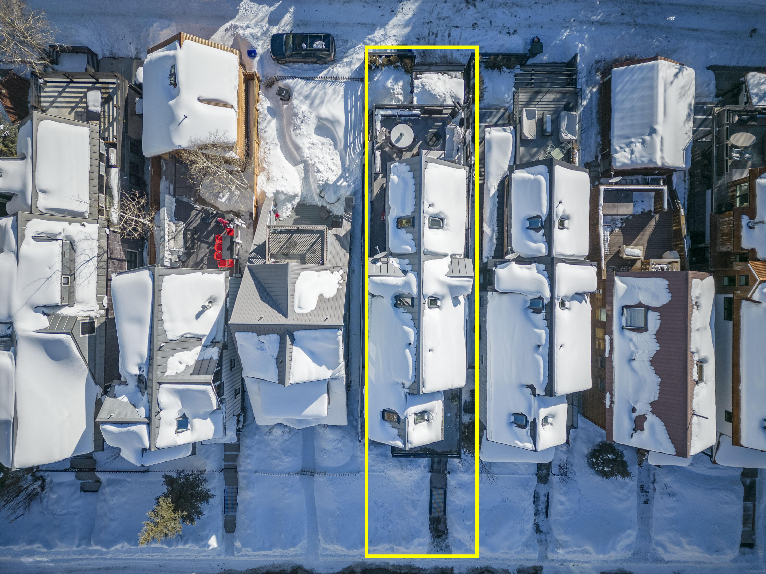 516 E Columbia Avenue