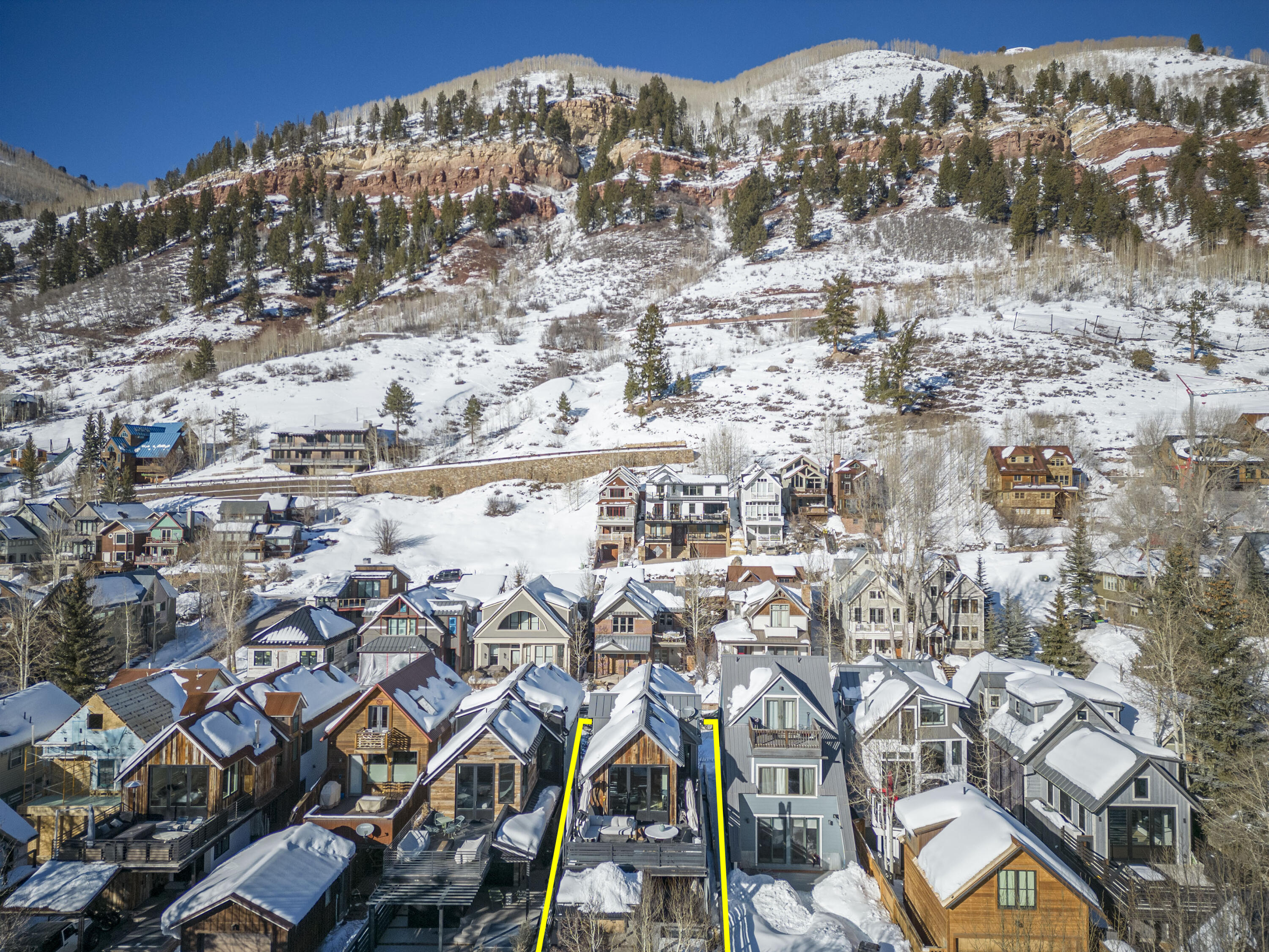 516 E Columbia Avenue