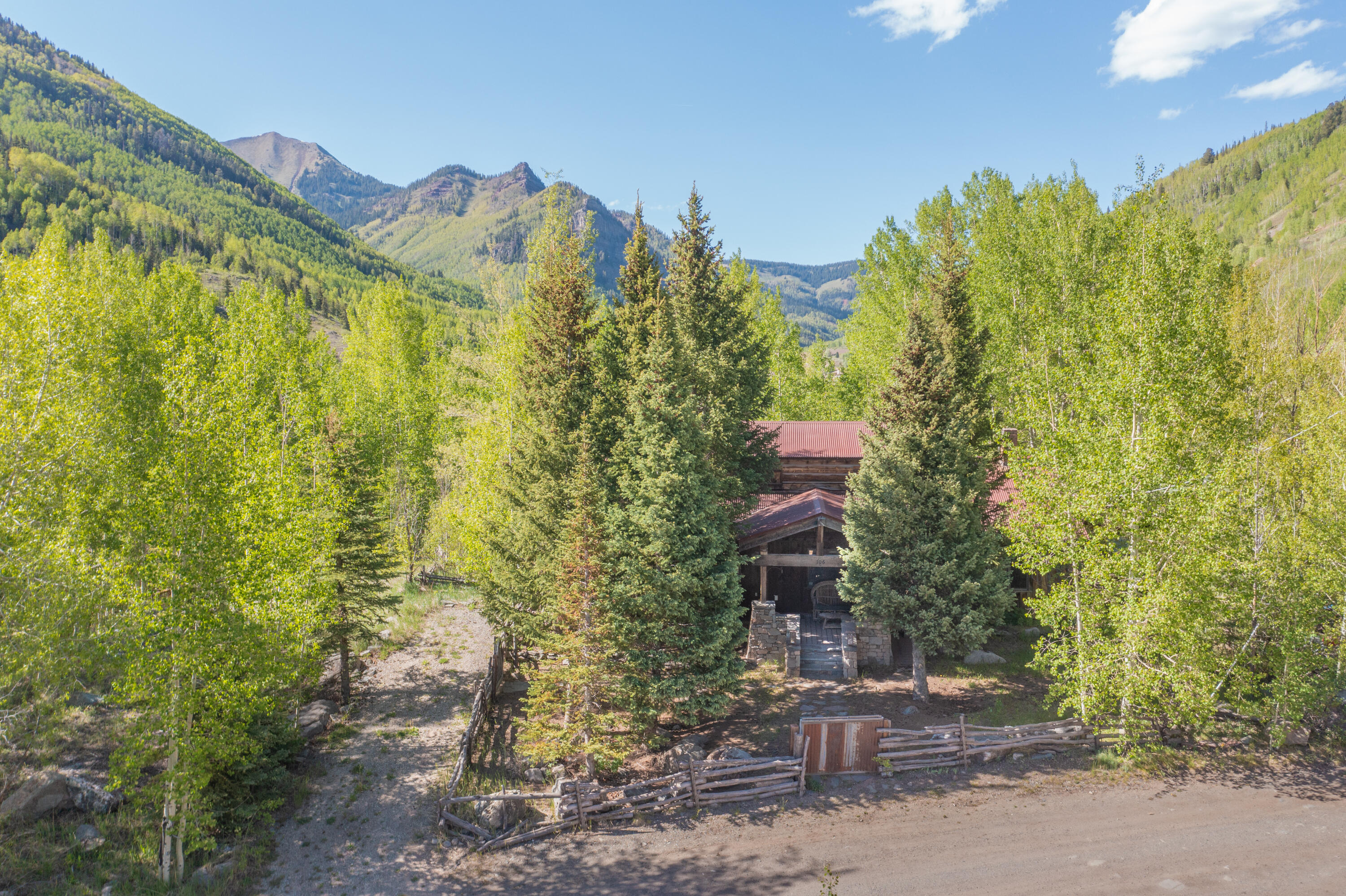 106 E Hinkley Drive Unit: Lots 22 &23