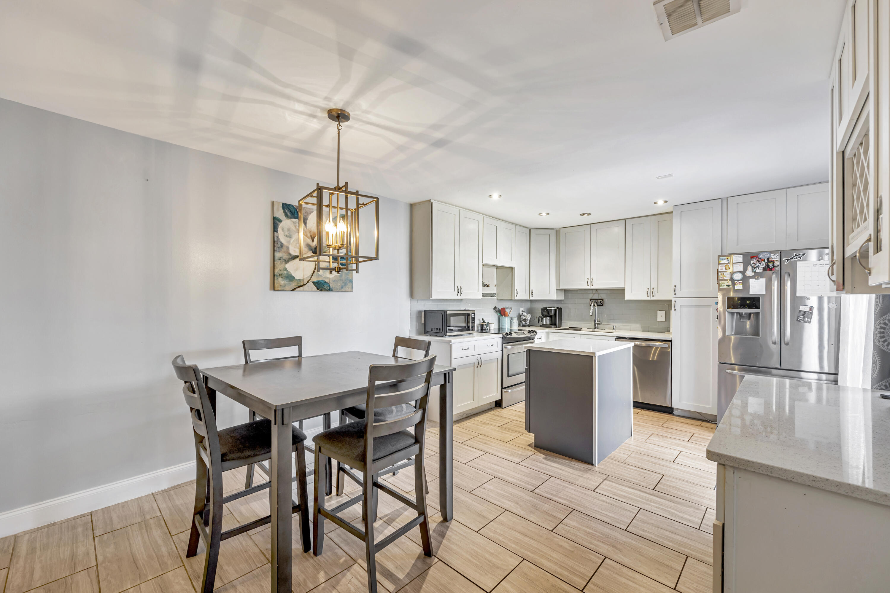 825 NW 30th Avenue A