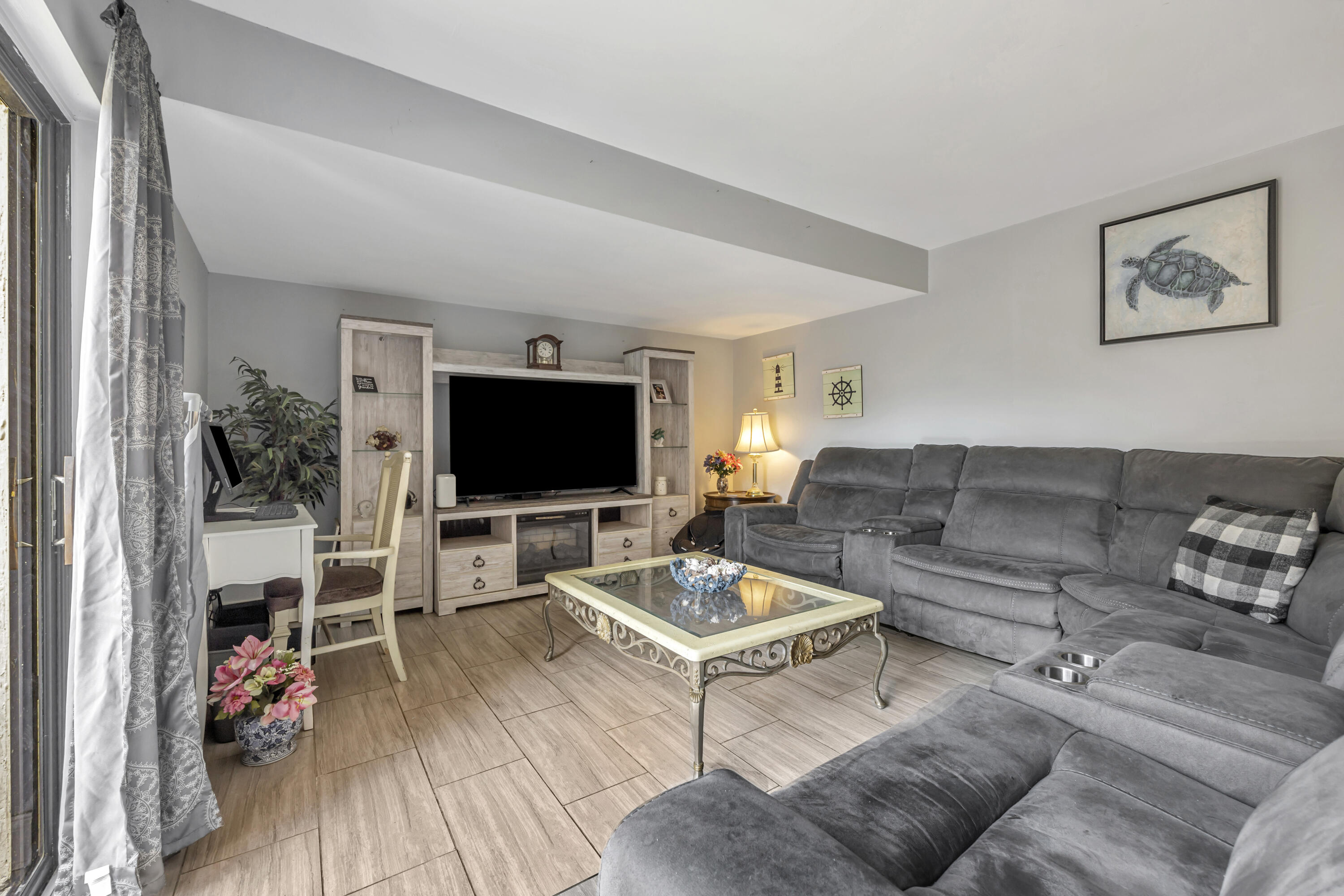 825 NW 30th Avenue A
