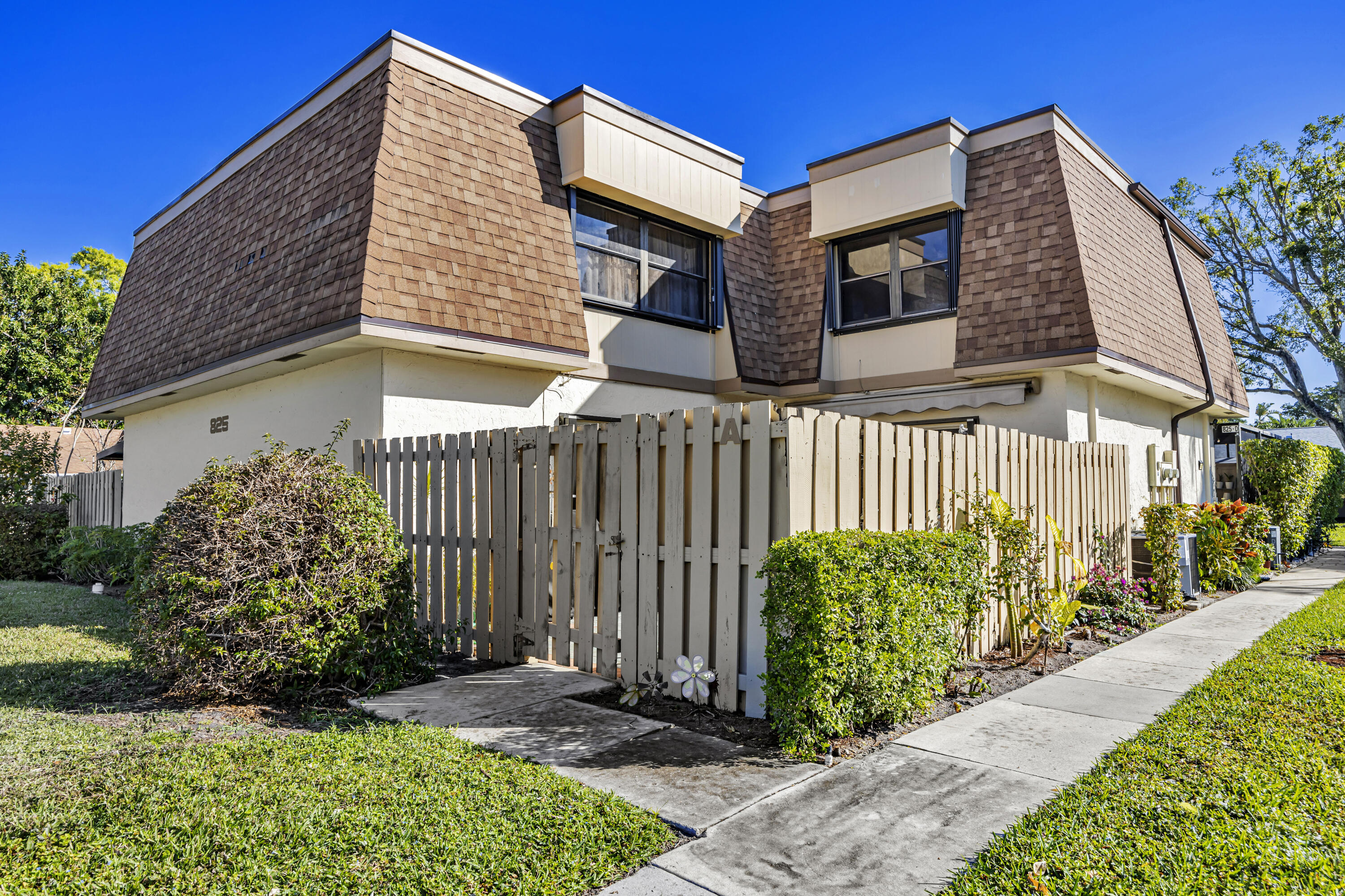 825 NW 30th Avenue A