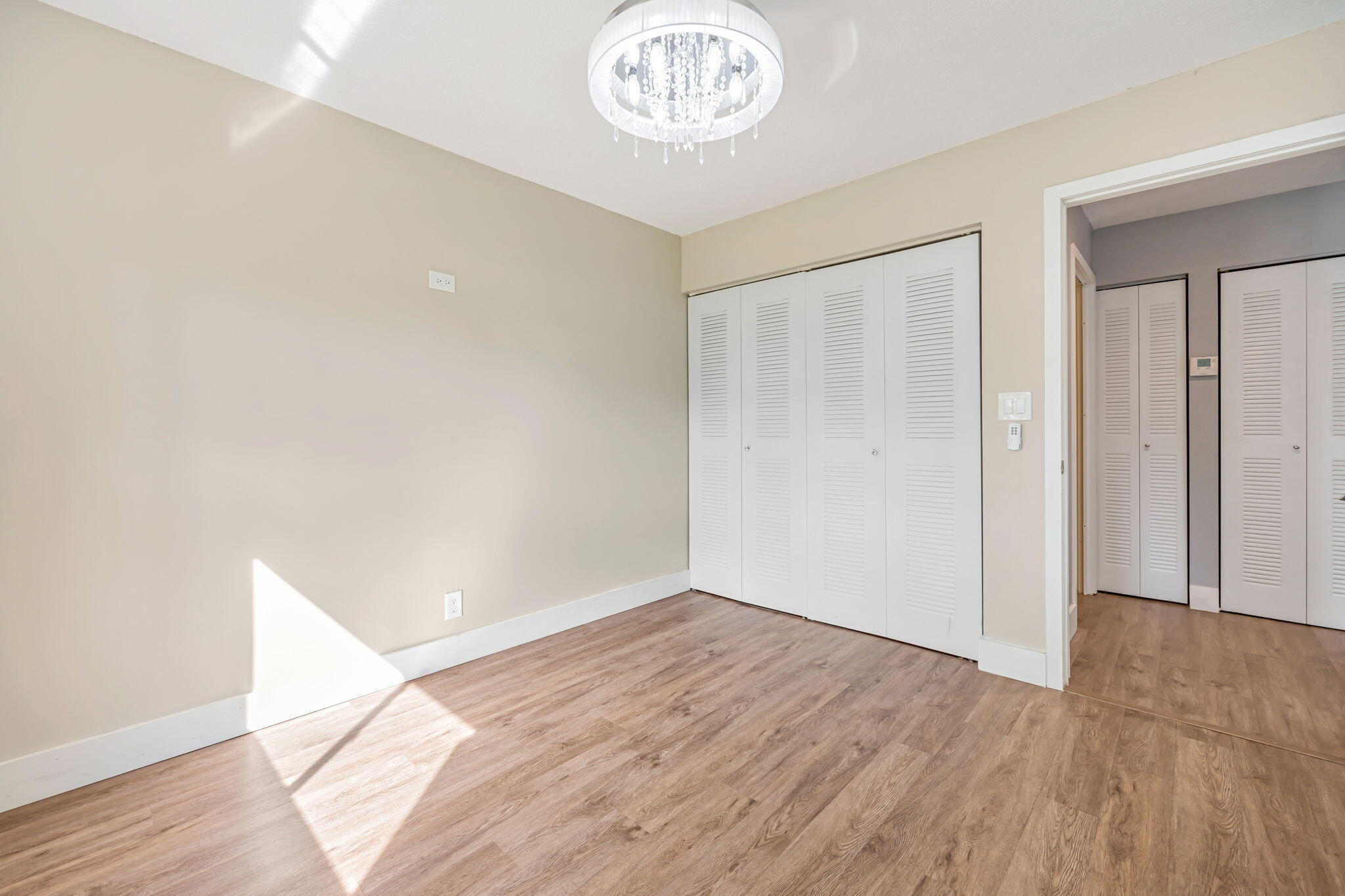 21356 SUMMERTRACE Circle