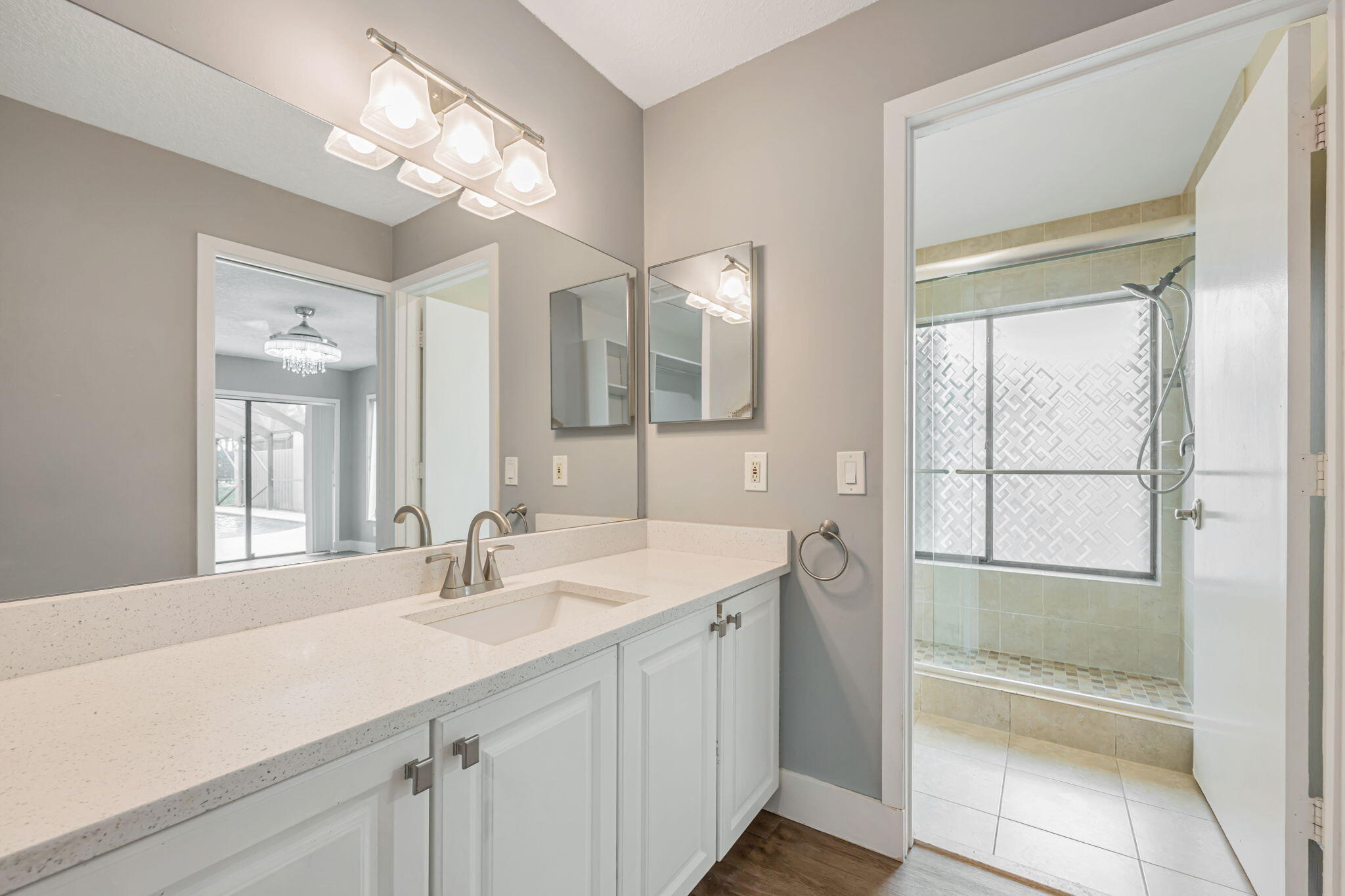 21356 SUMMERTRACE Circle