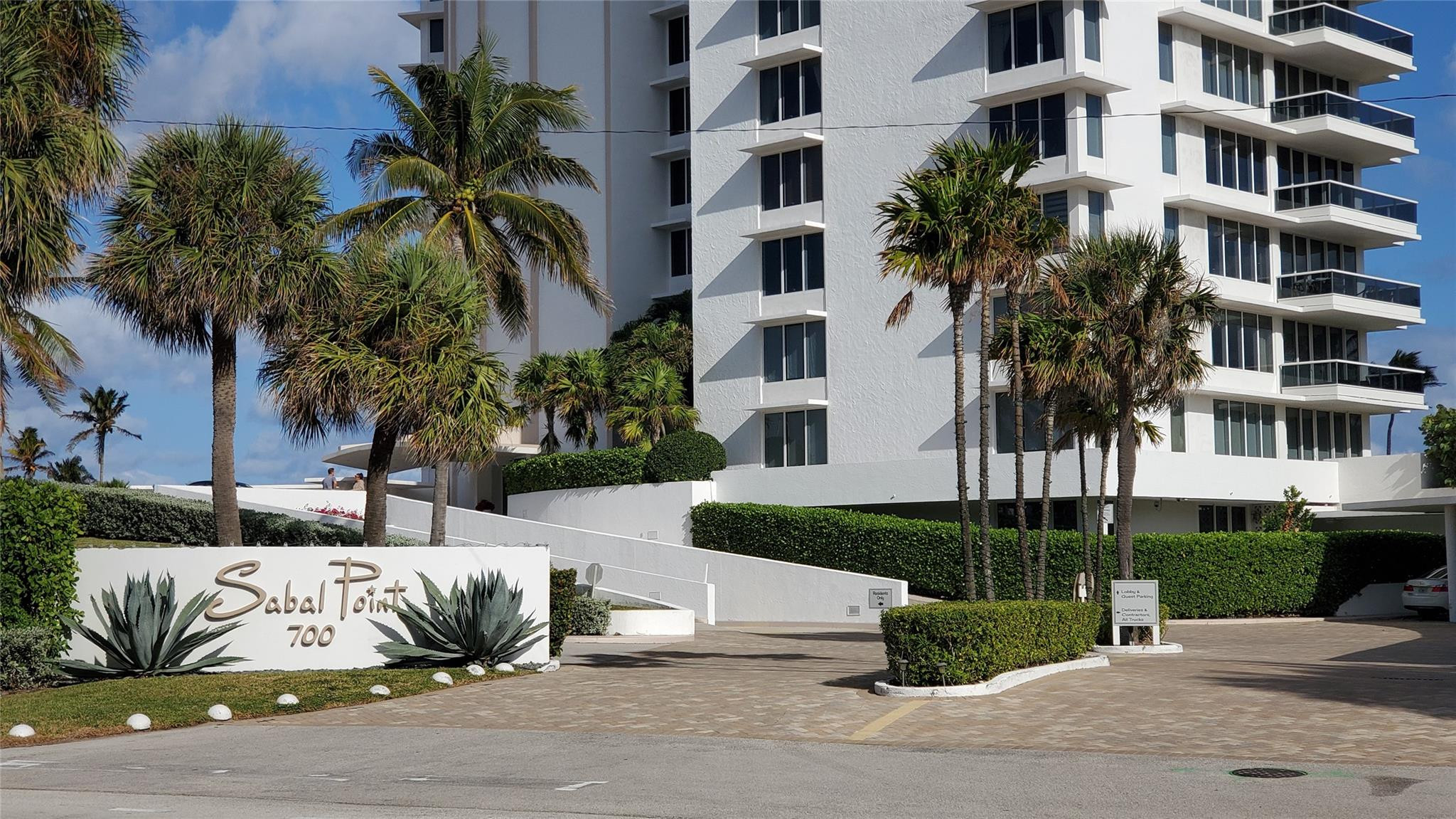 700 S Ocean Blvd 801