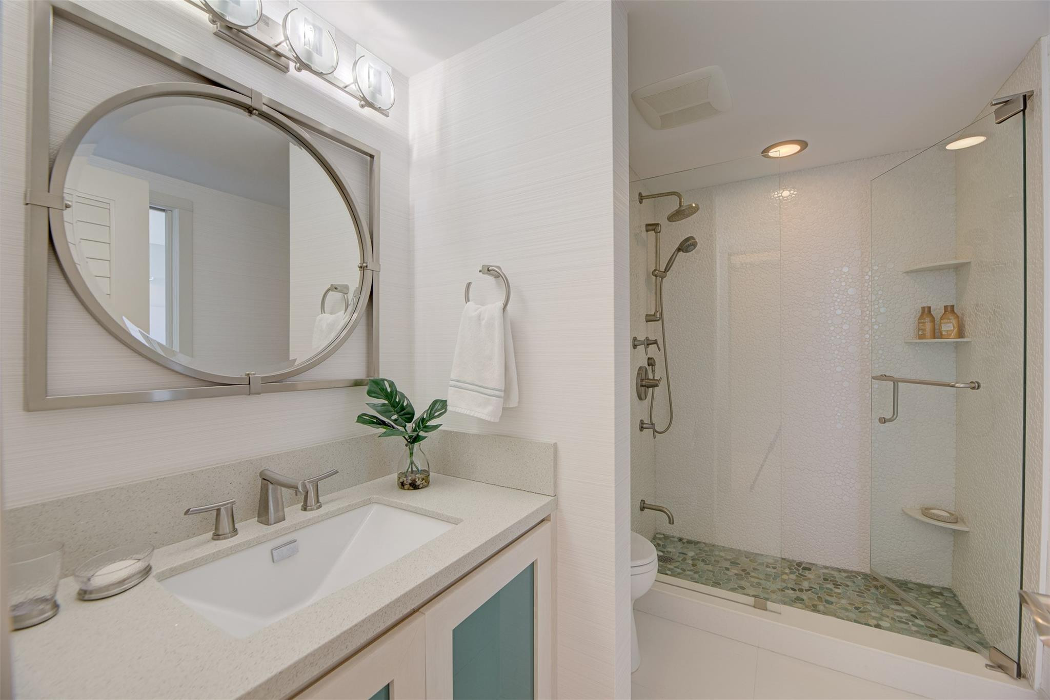700 S Ocean Blvd 801