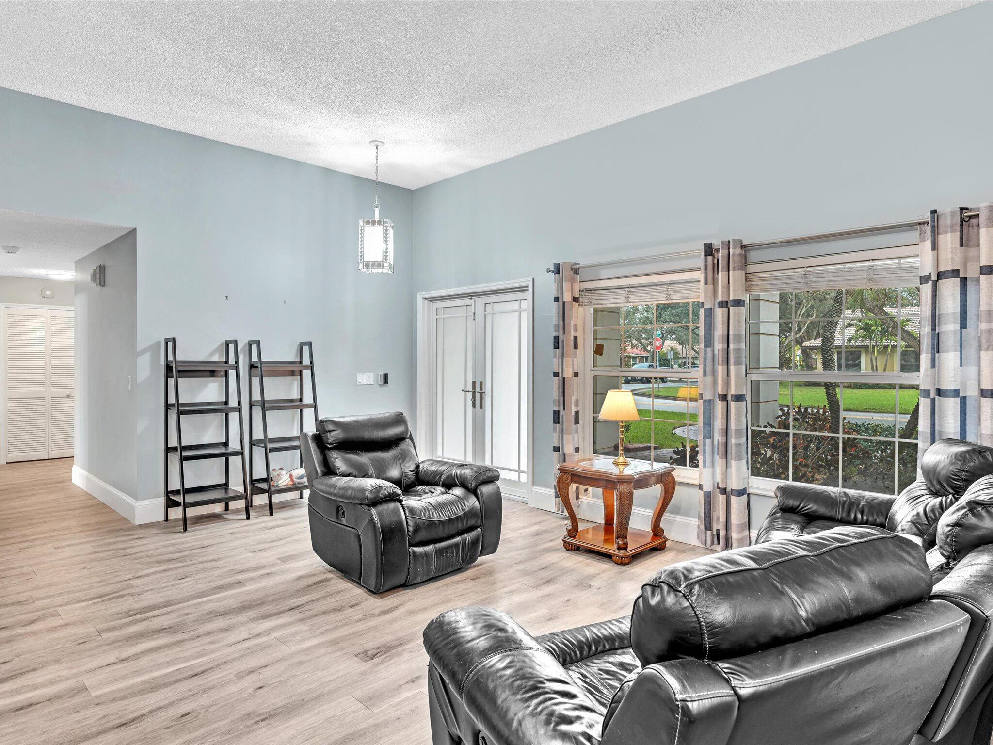 4744 NW 99th Lane