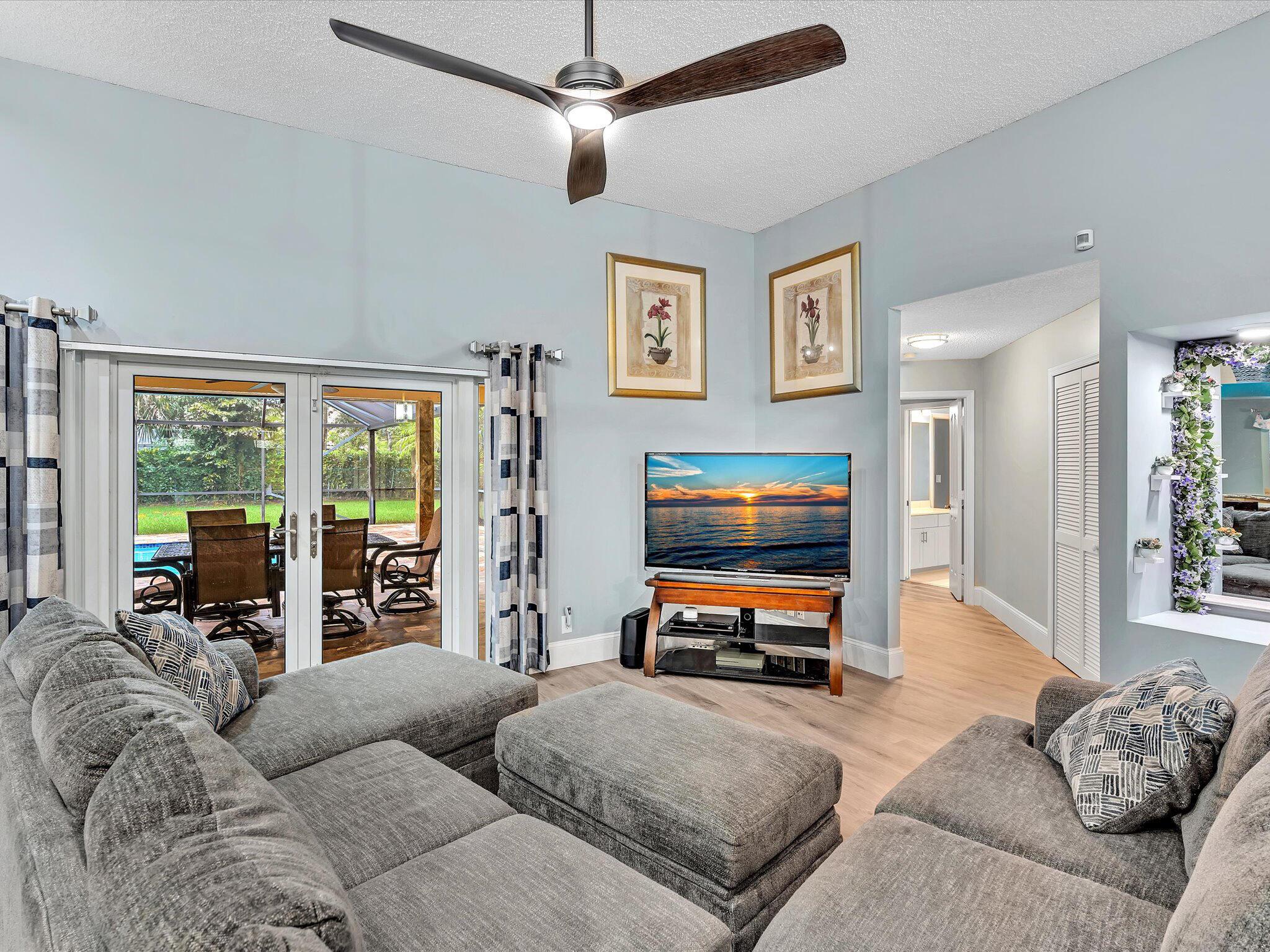 4744 NW 99th Lane