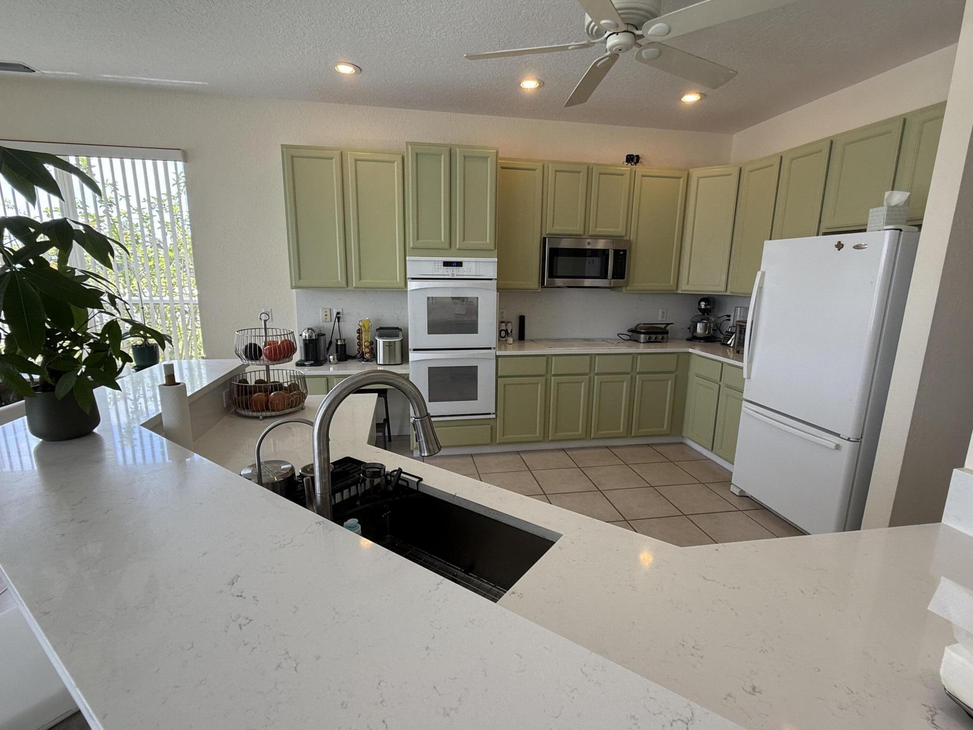 12601 Maypan Drive
