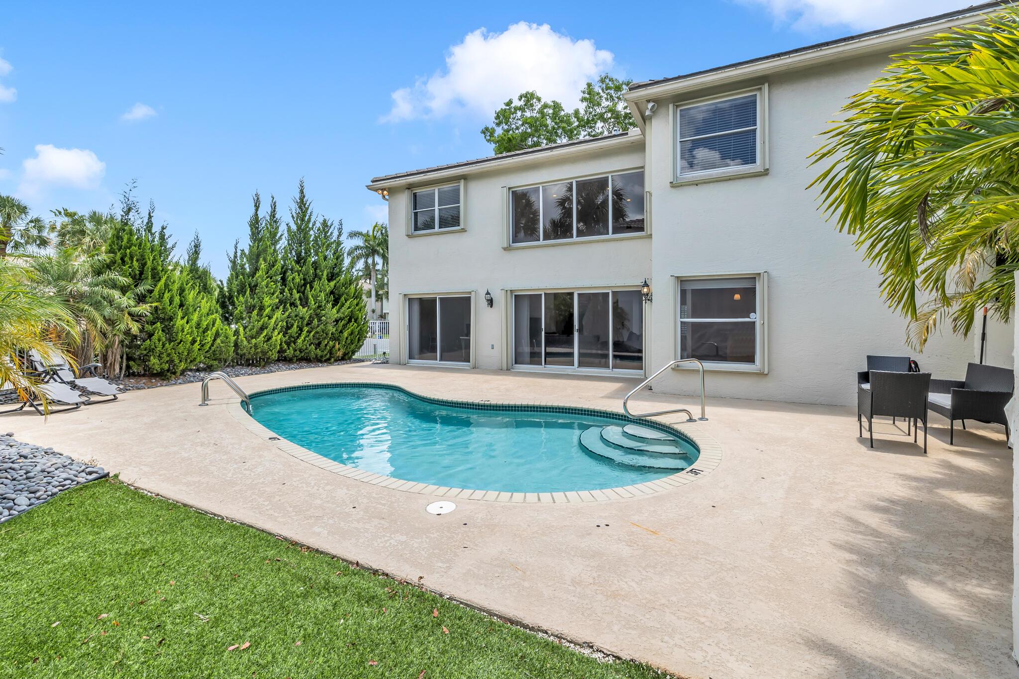 10694 Wheelhouse Circle