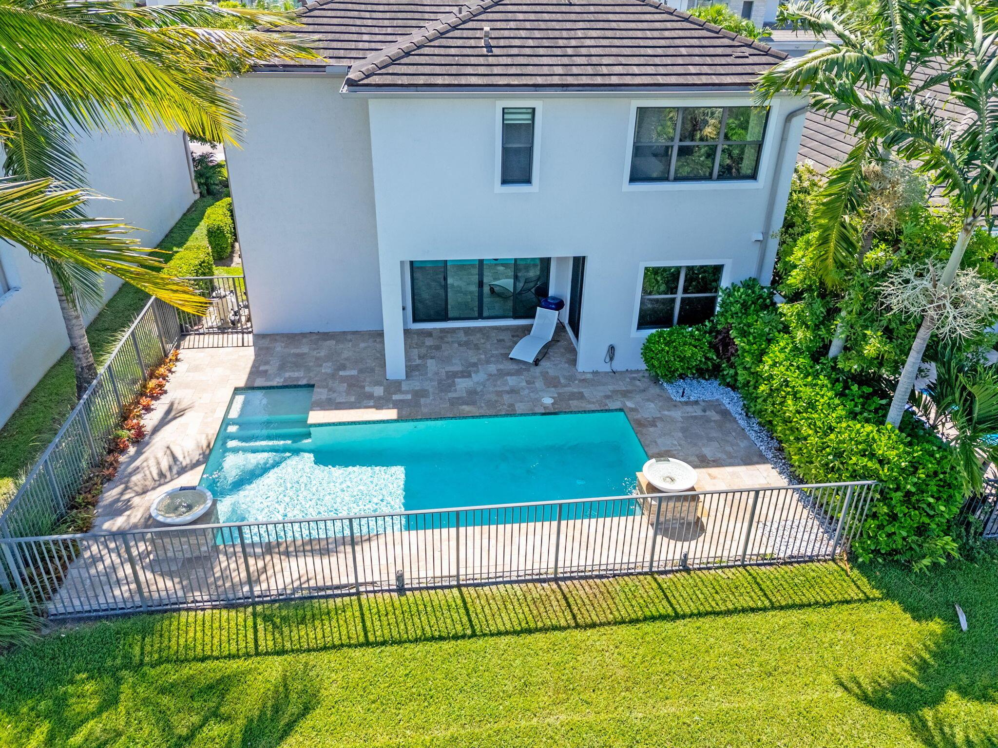 7178 Montereal Path