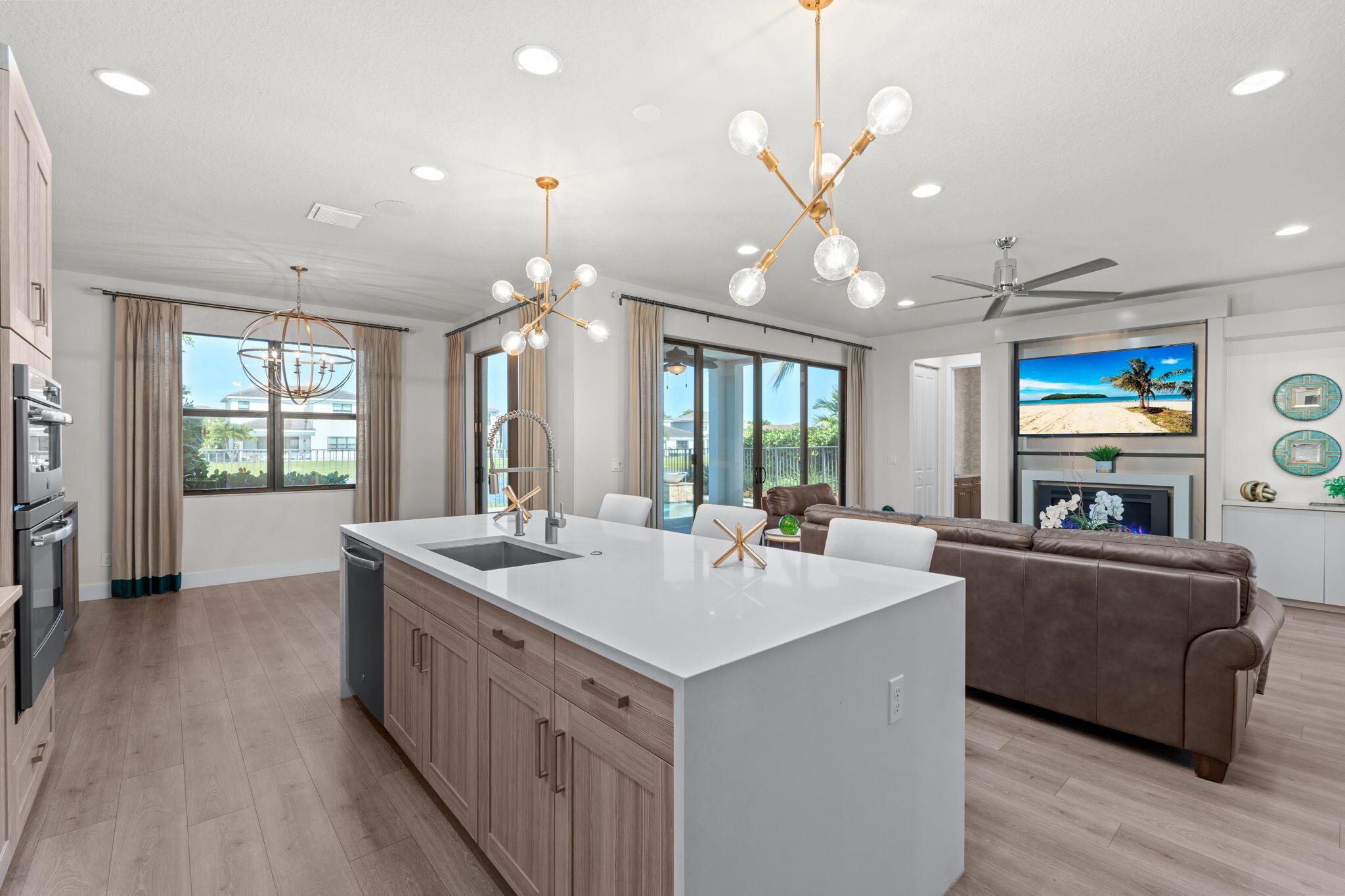 7178 Montereal Path