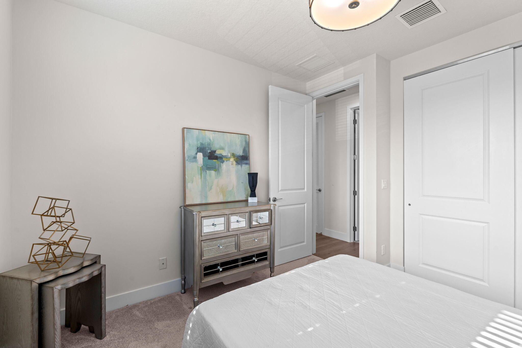 7178 Montereal Path