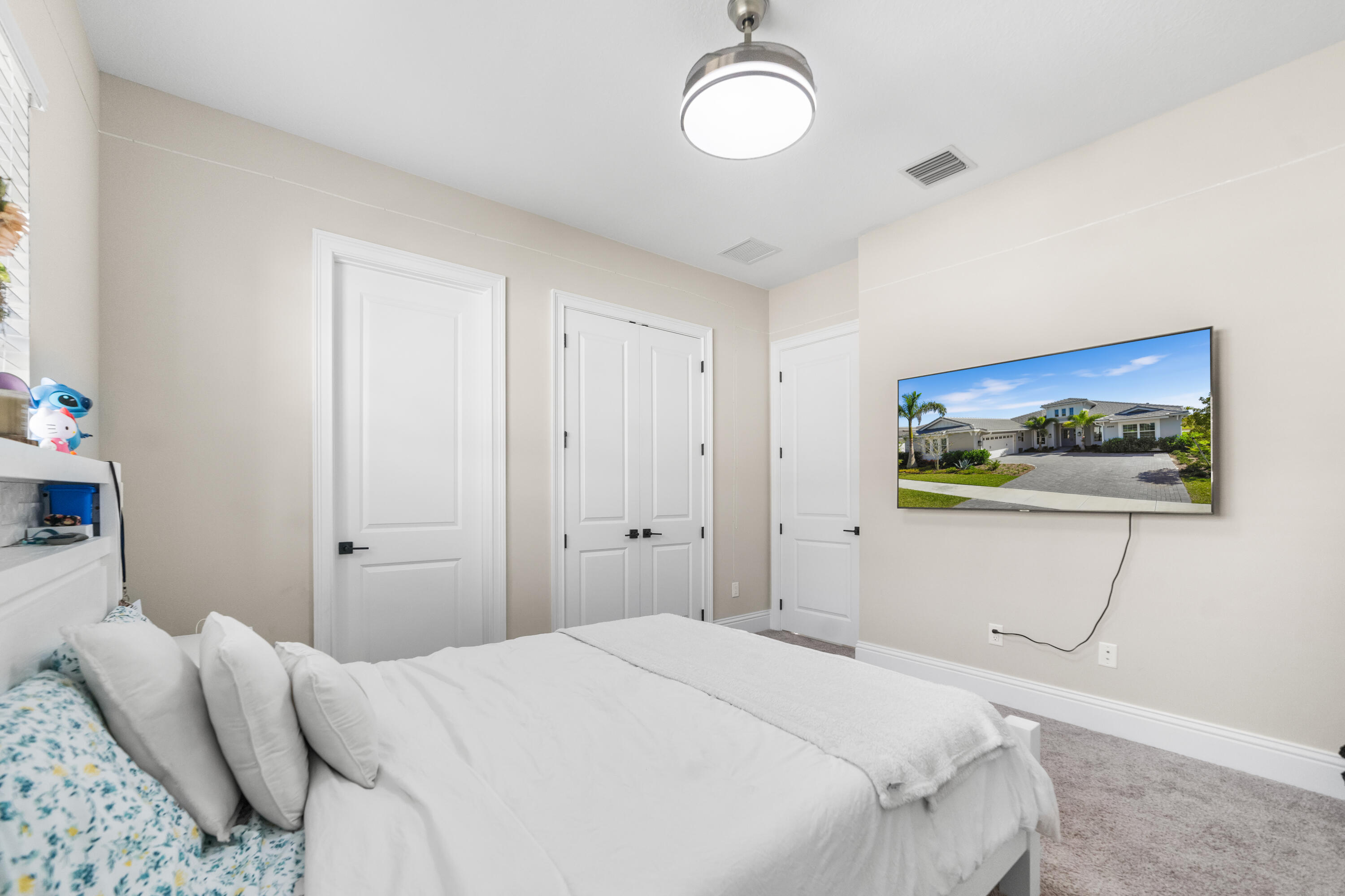 4686 Estates Circle