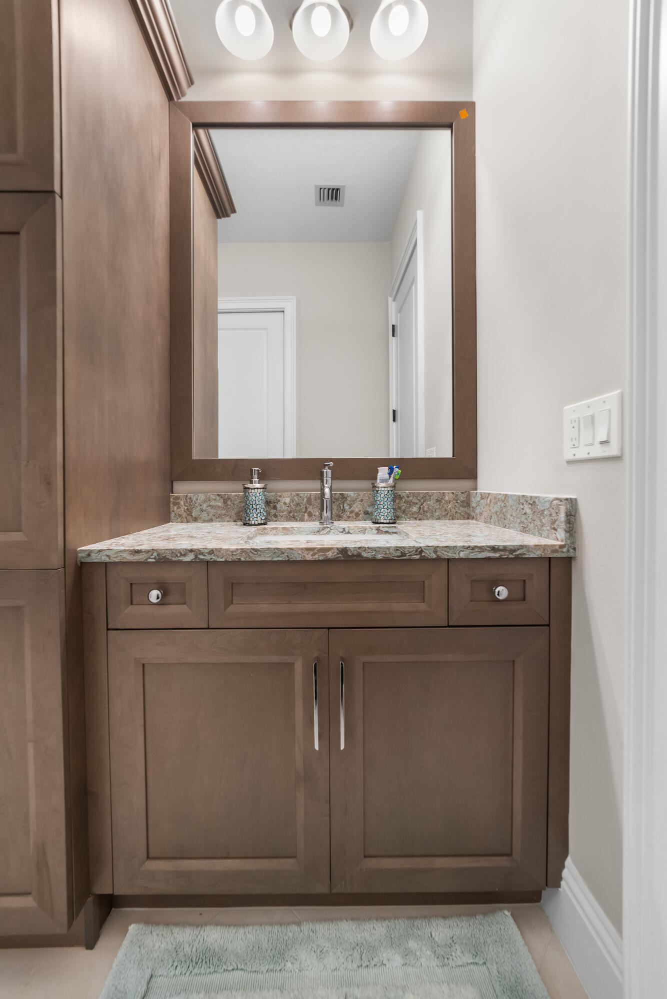 4686 Estates Circle