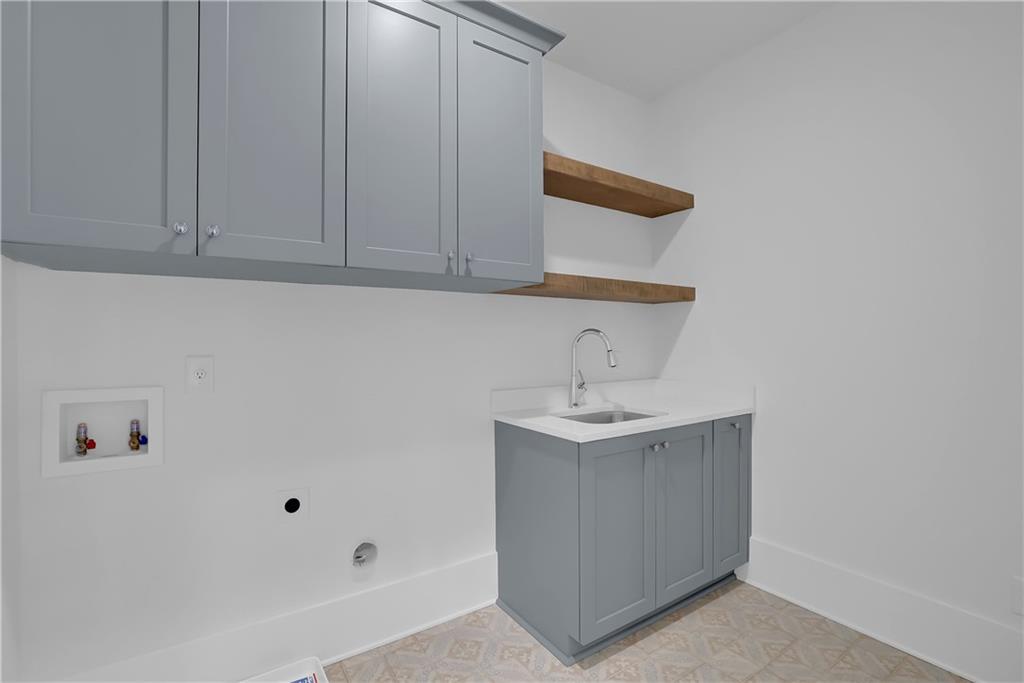 139 Chateau Place