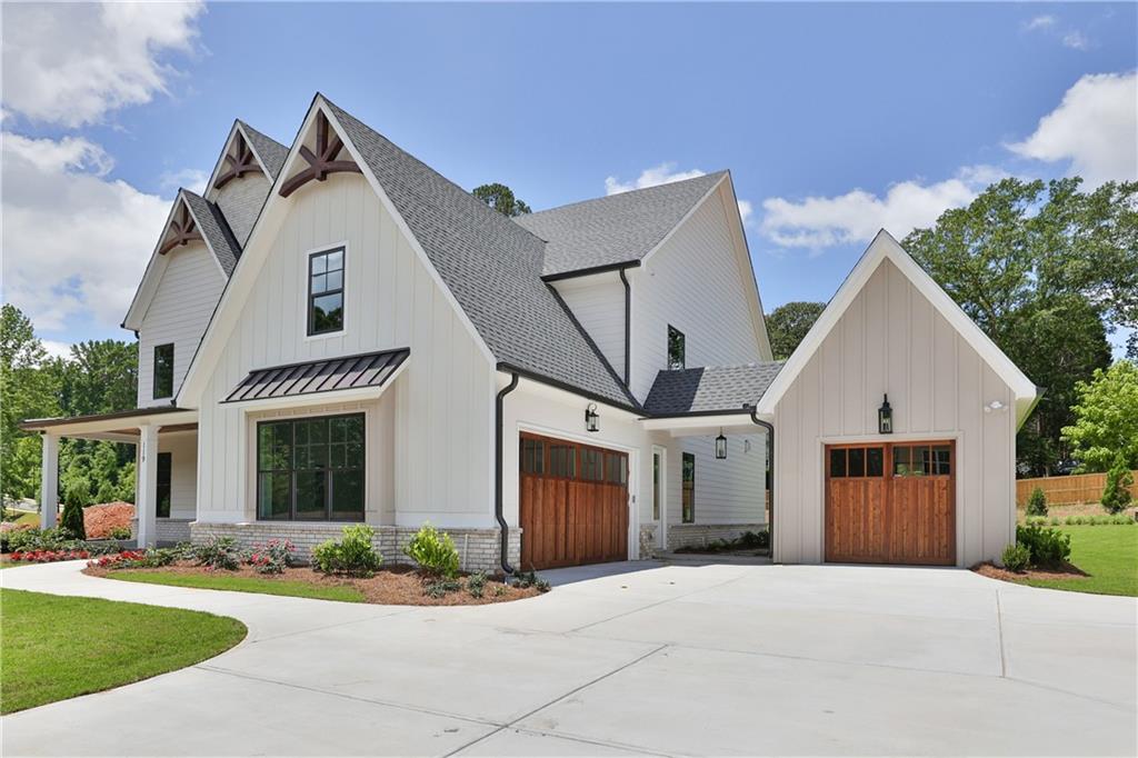 124 Chateau Place