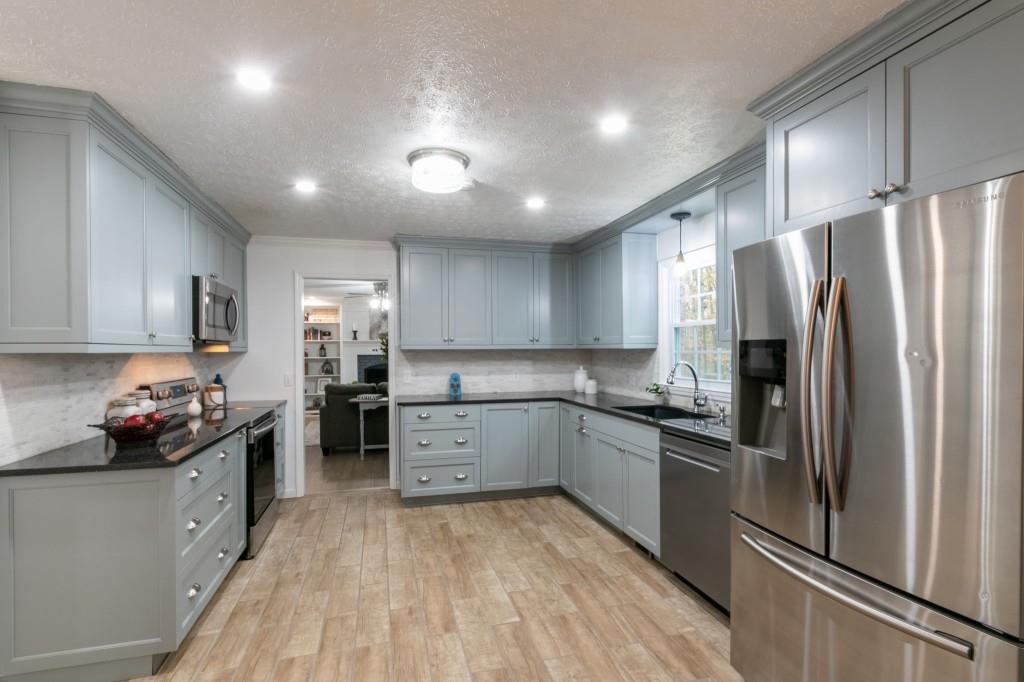 647 Carl Cedar Hill Road