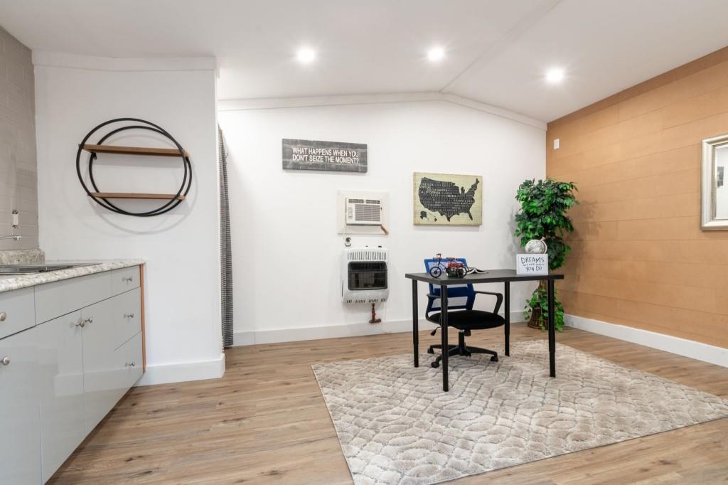 647 Carl Cedar Hill Road