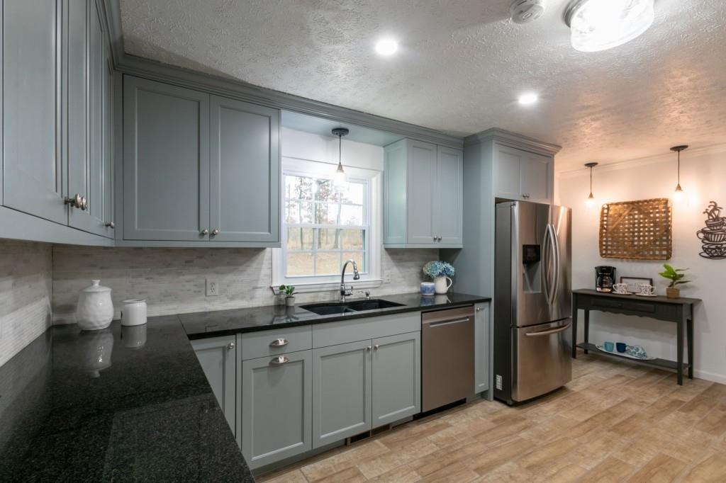 647 Carl Cedar Hill Road