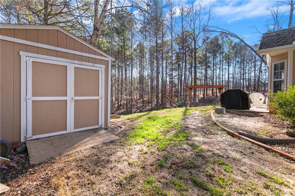 5523 AMBER COVE Way