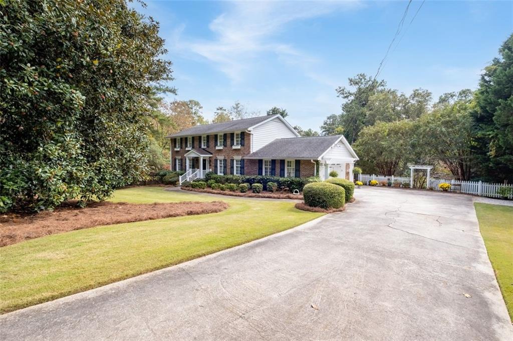 3285 Spalding Drive