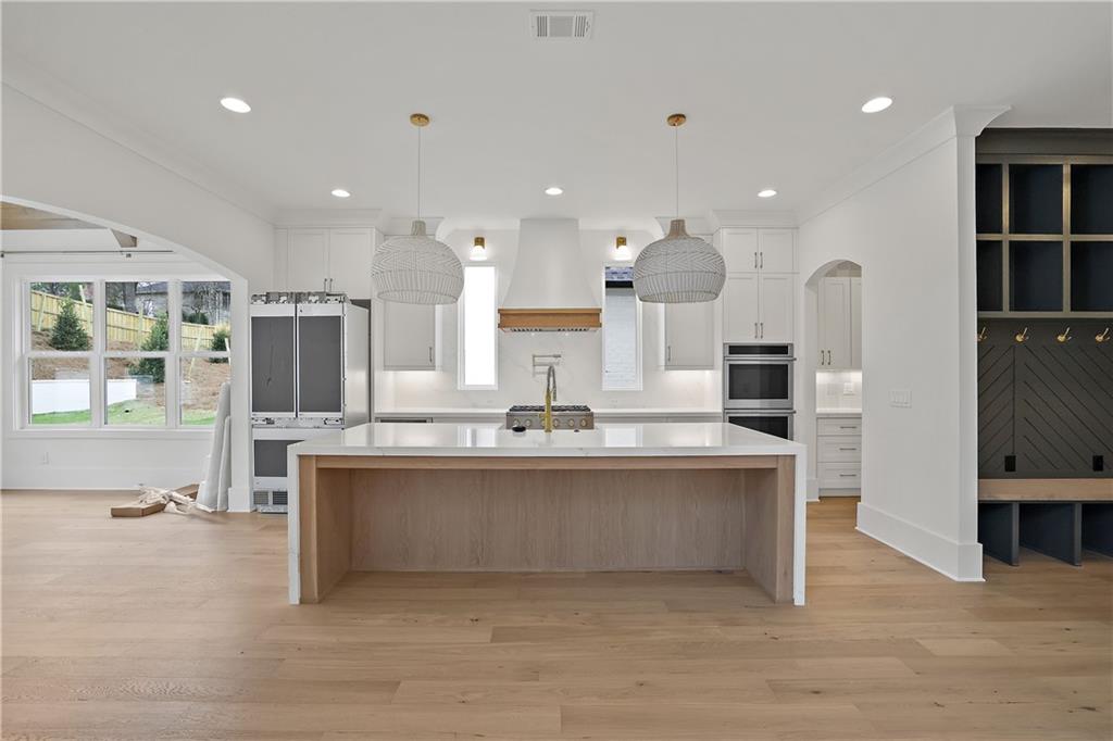115 Chateau Place