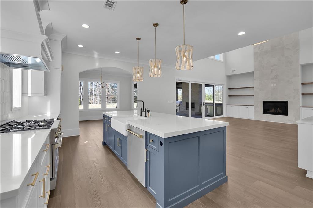 115 Chateau Place