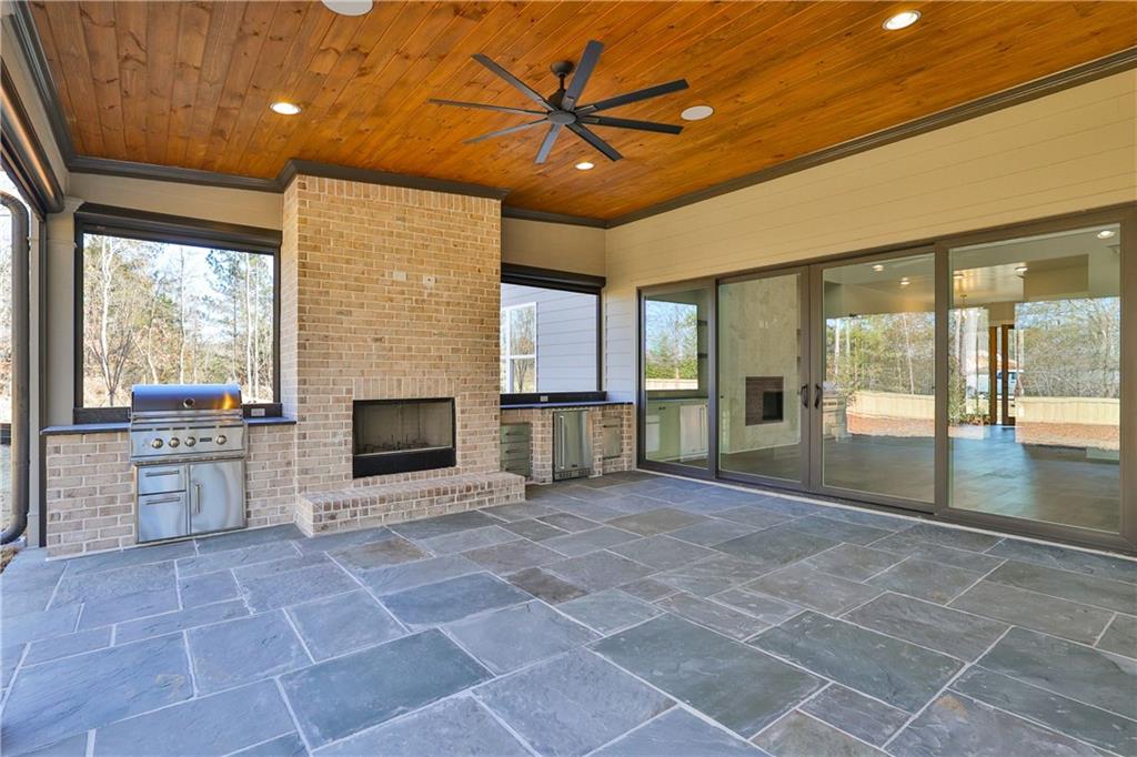 115 Chateau Place
