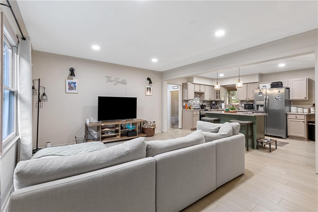 841 Hickory Drive