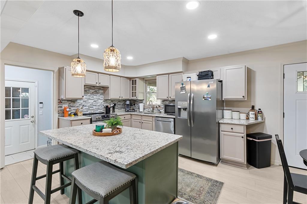 841 Hickory Drive