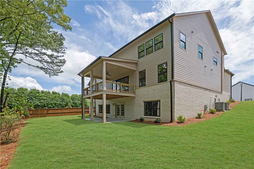 380 Hillcrest View Drive